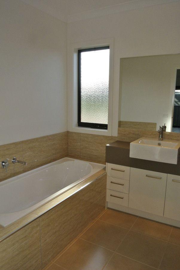 LOW MAINTENANCE FAMILY HOME