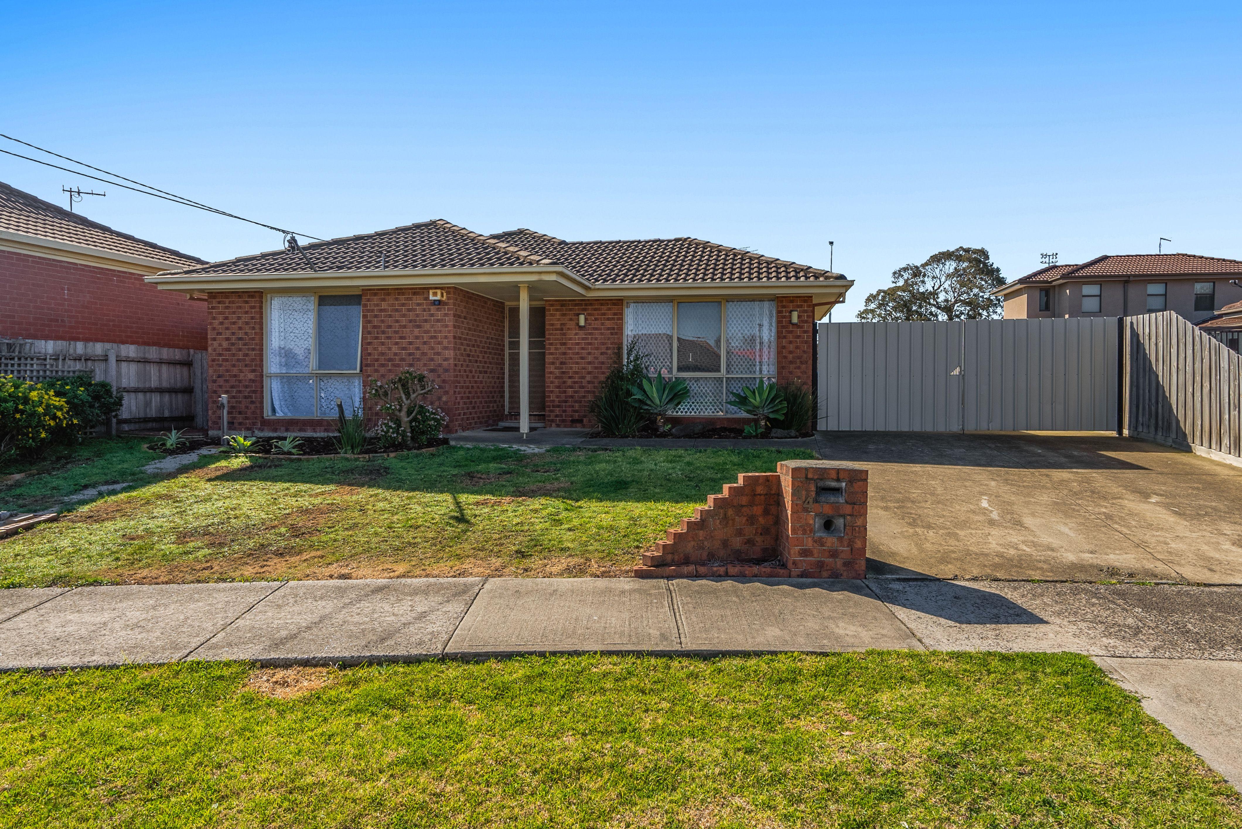 Prop-GPT: House: VIC Epping, VIC 3076 Home For Rent