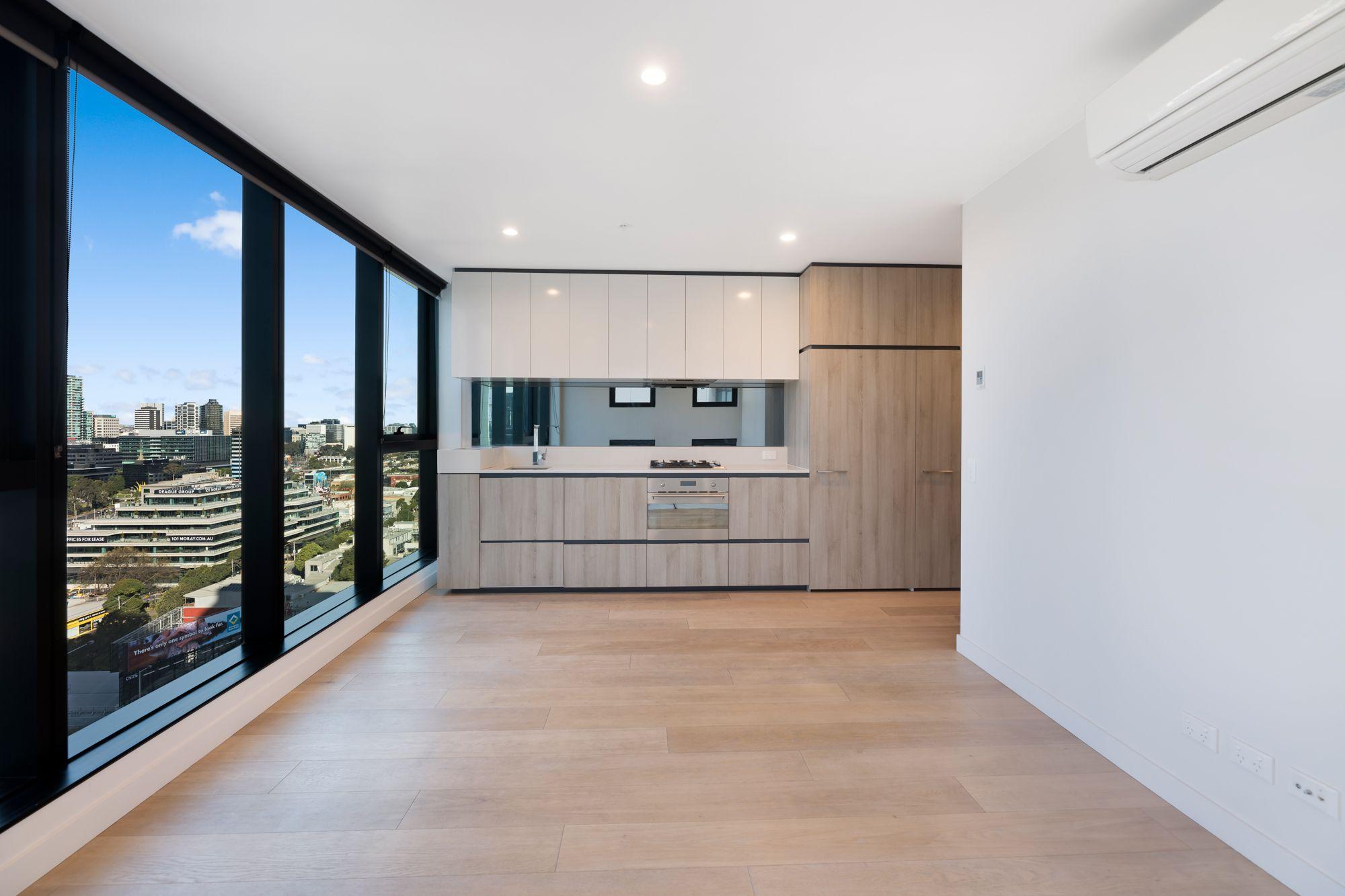 Modern Lifestyle - Vibrant and Filled with Natural Light!