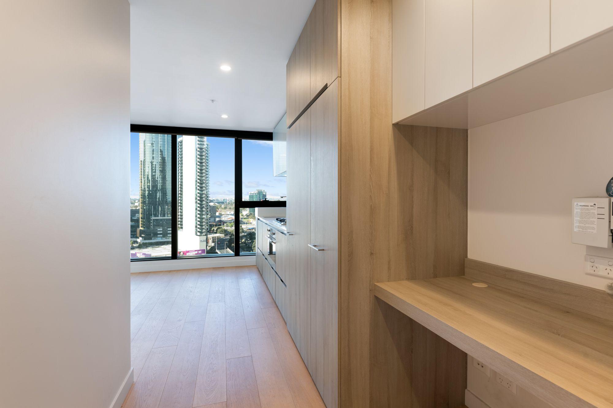 Modern Lifestyle - Vibrant and Filled with Natural Light!