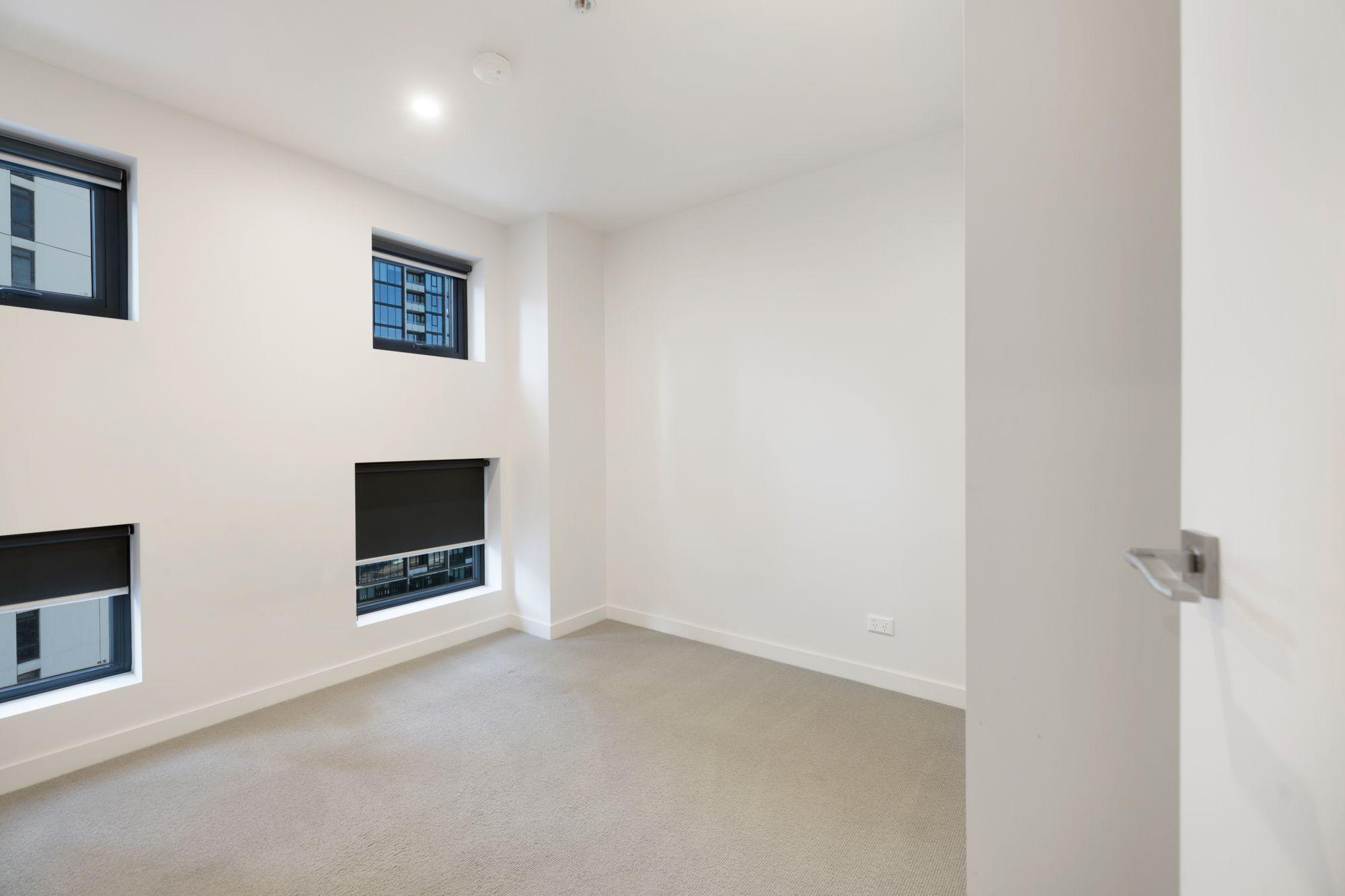 Modern Lifestyle - Vibrant and Filled with Natural Light!