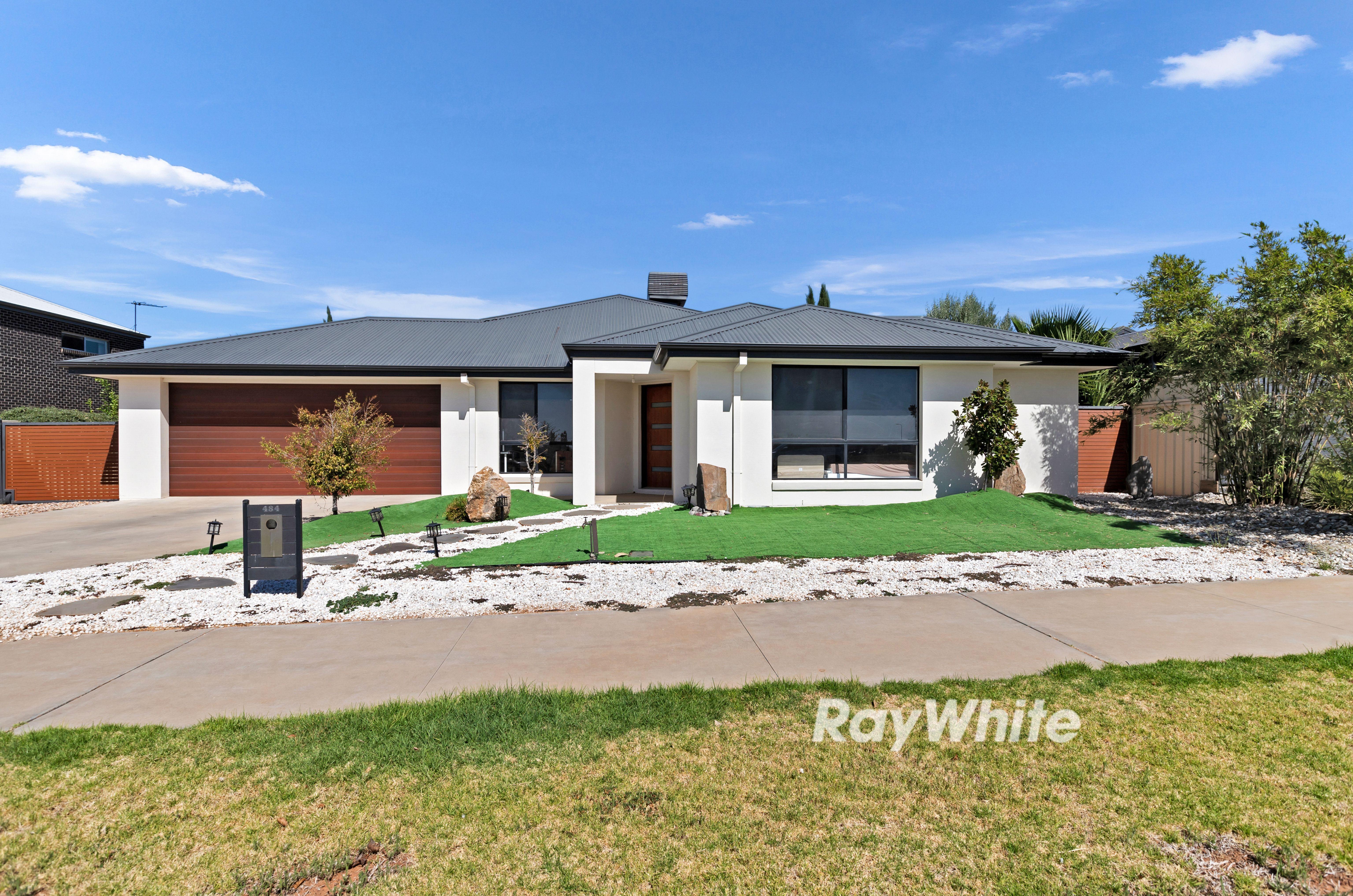Prop-GPT: House: VIC Mildura, VIC 3500 Home For Rent