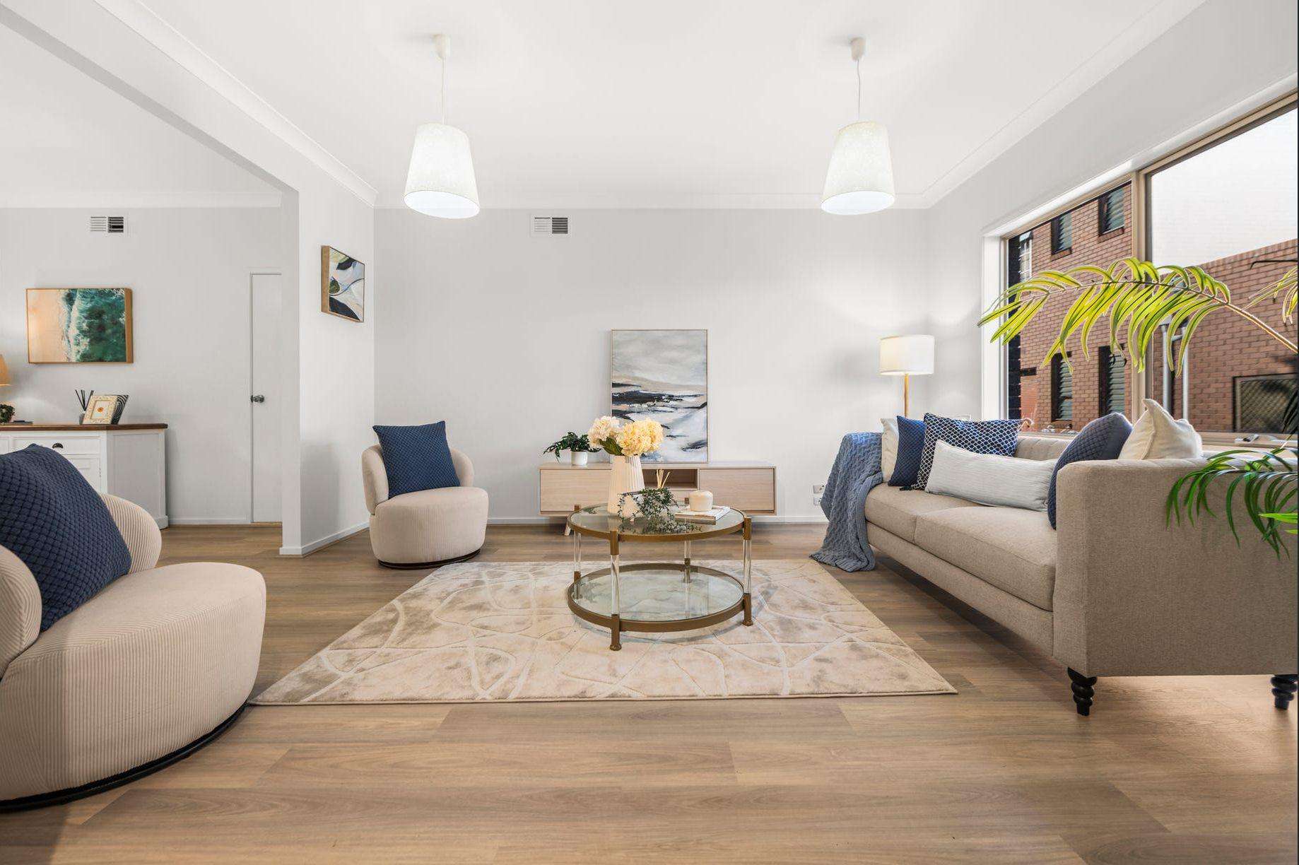 Freshly Updated Townhouse in Prime Glen Waverley Location - Entry from Norfolk Street.