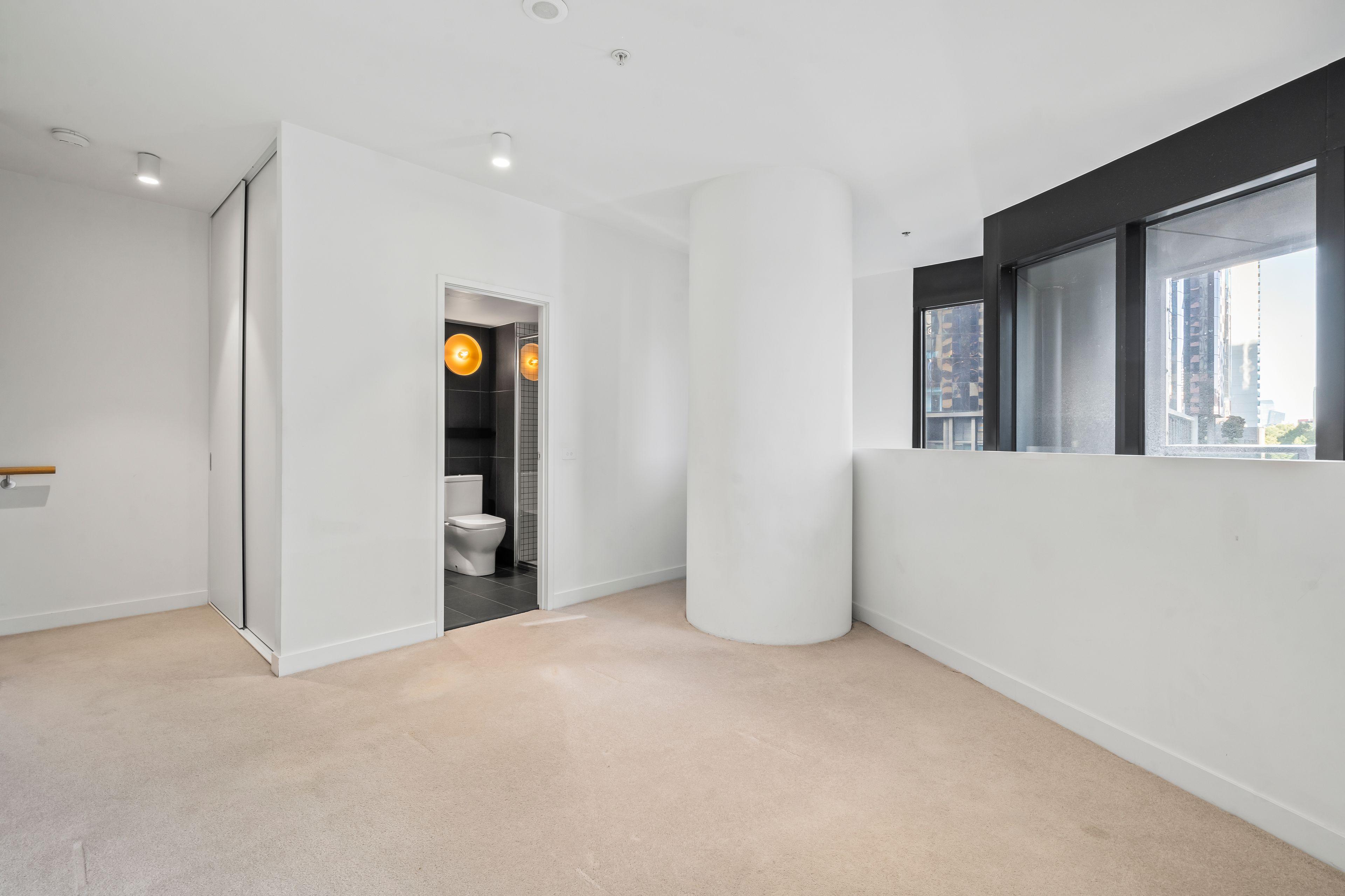 Apartment for Rent: Melbourne, VIC 3000, VIC, 3000