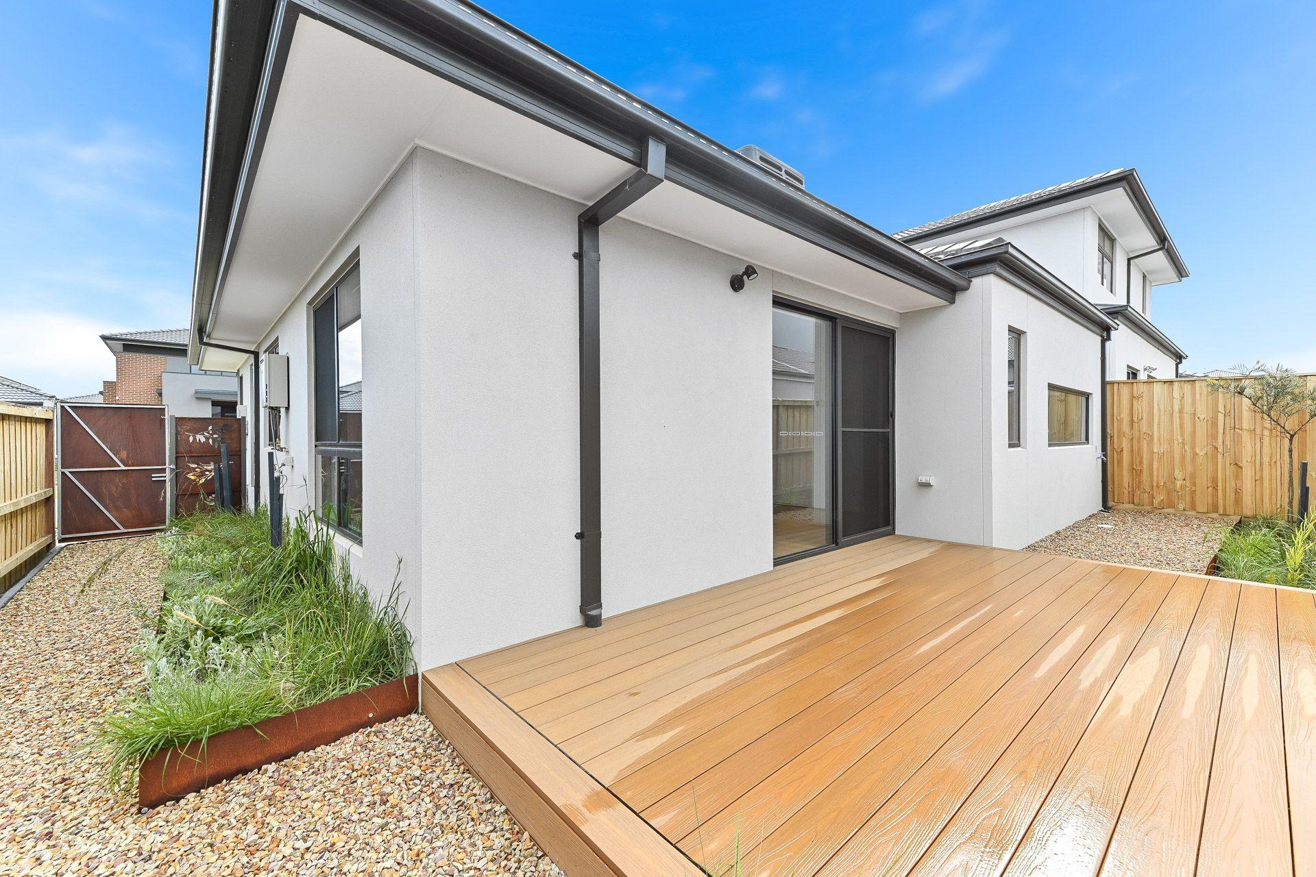Modern, Low-Maintenance Living in a Prime Location