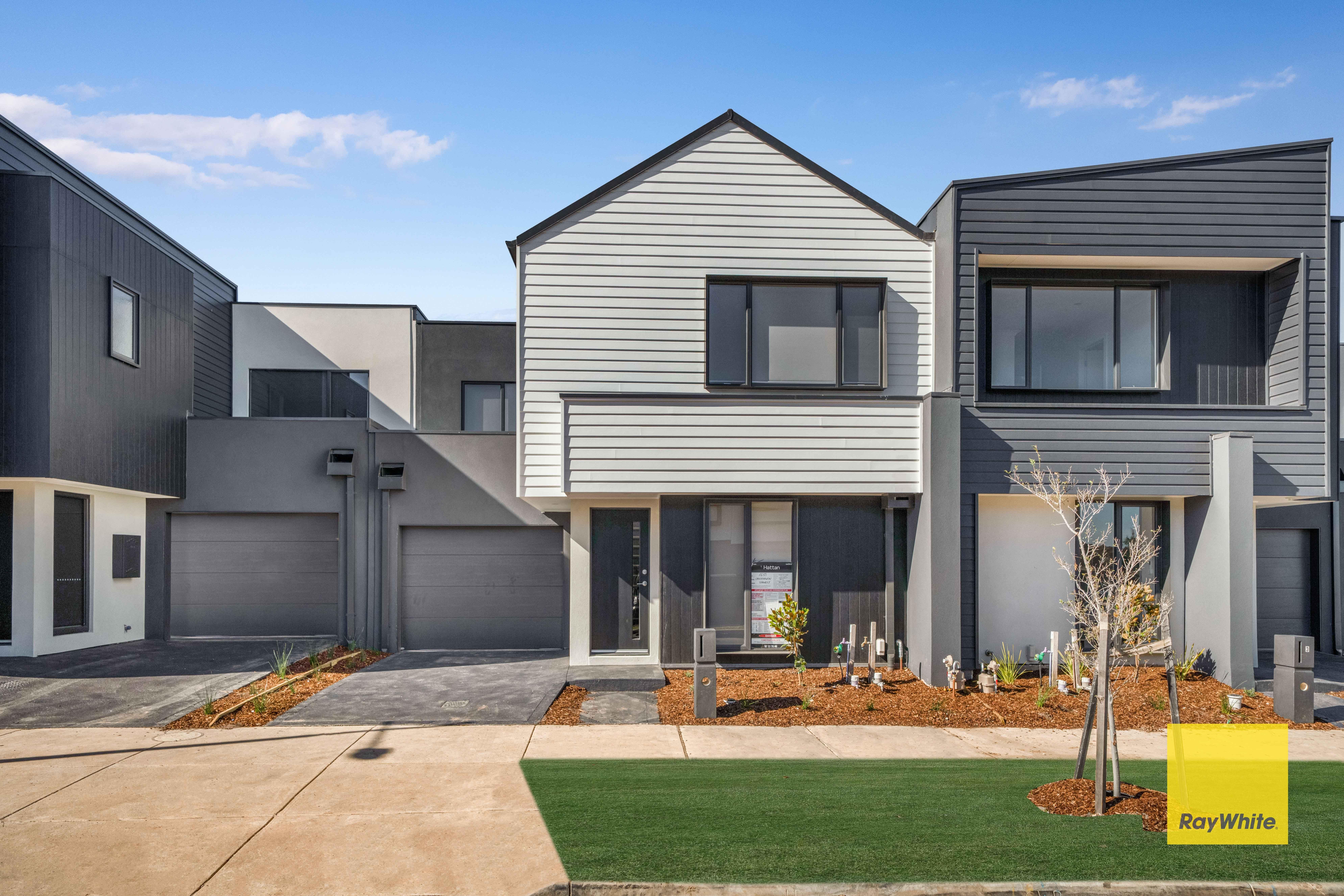 Prop-GPT: House: VIC Tarneit, VIC 3029 Home For Rent