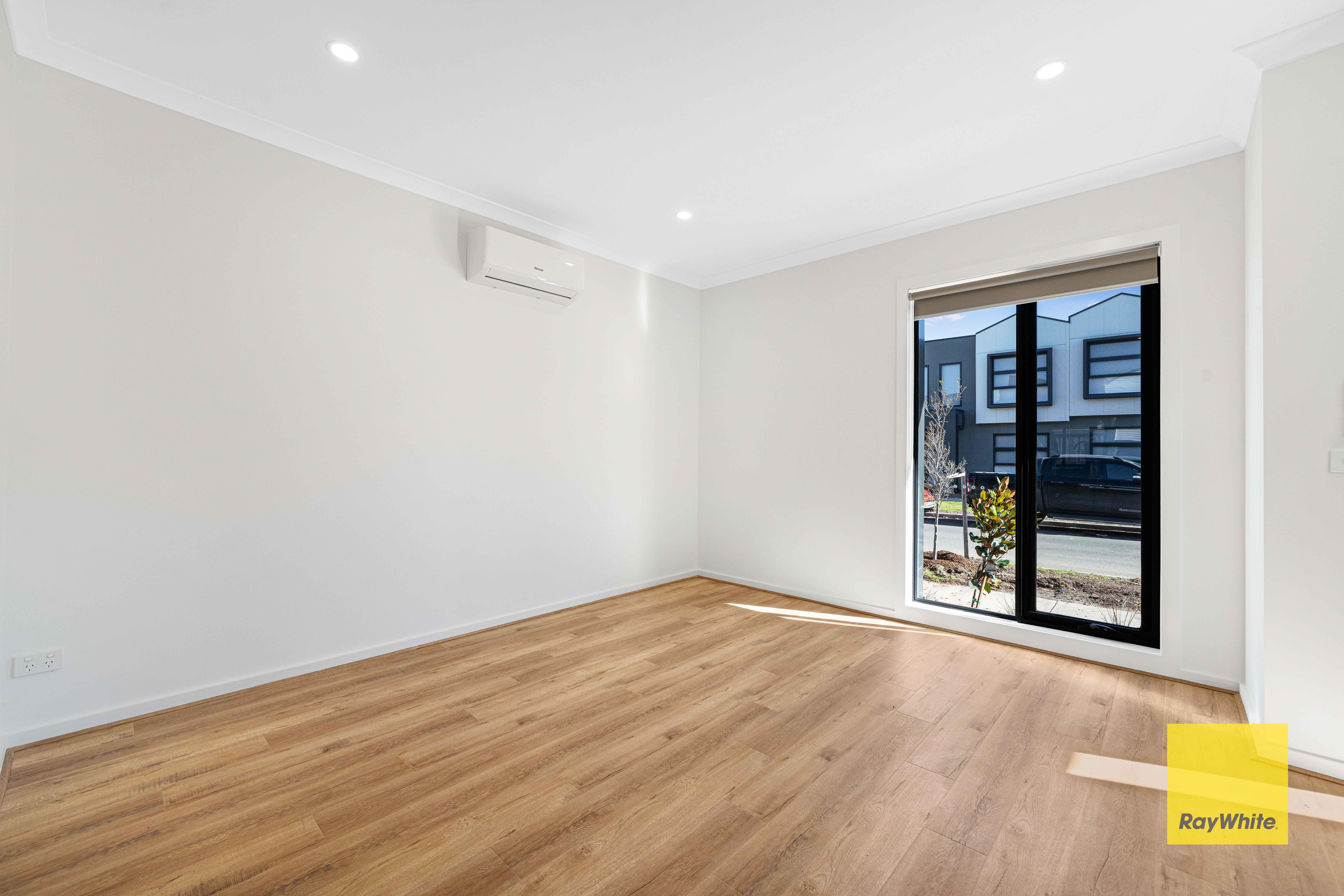 Stunning Brand New Home - Modern Living Awaits!
