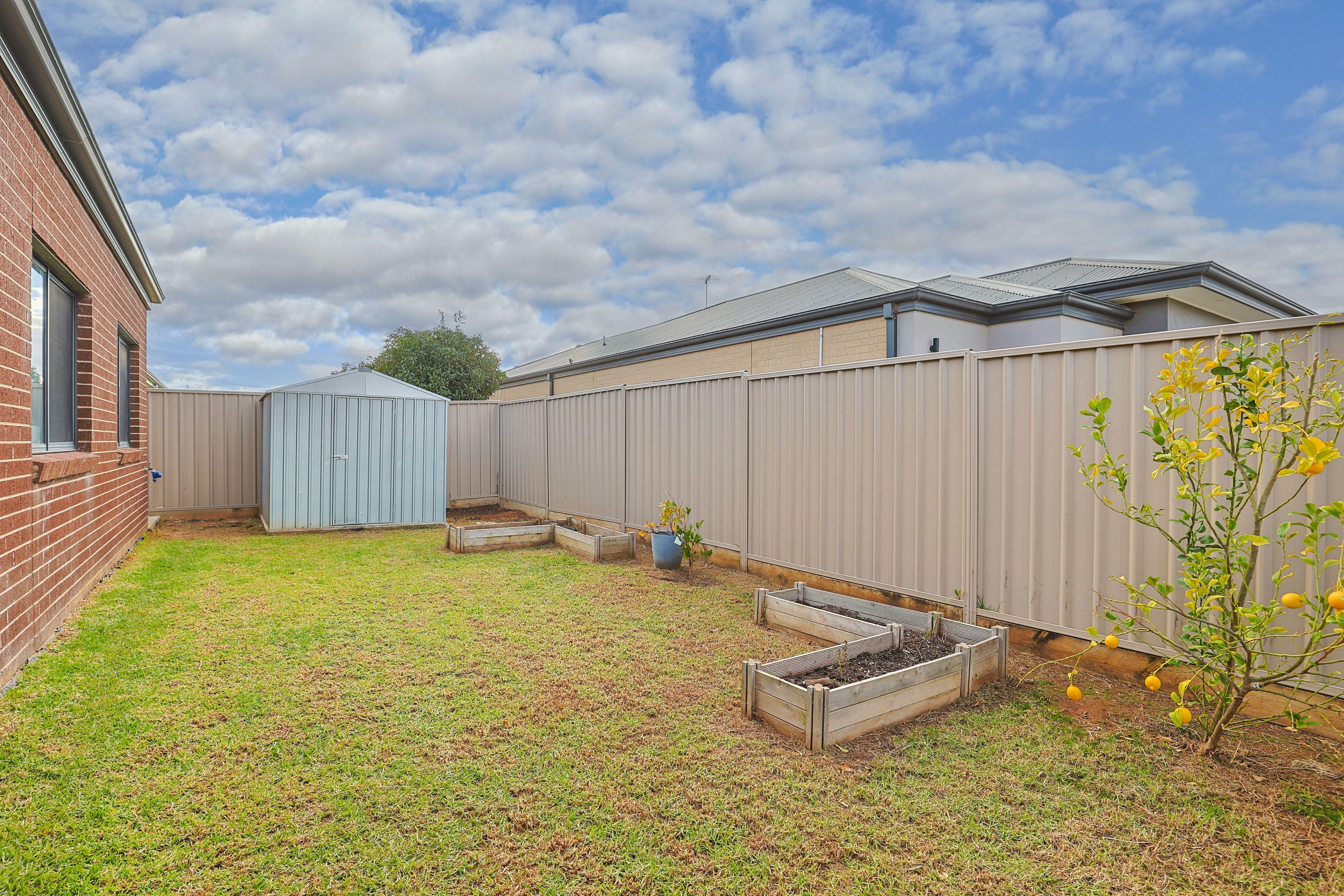 House for Rent: Mildura, VIC 3500, VIC, 3500