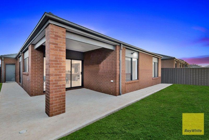 Elegant 4-Bedroom Home Designed for Comfortable Living