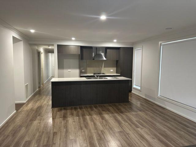 House for Rent: Mickleham, VIC 3064, VIC, 3064