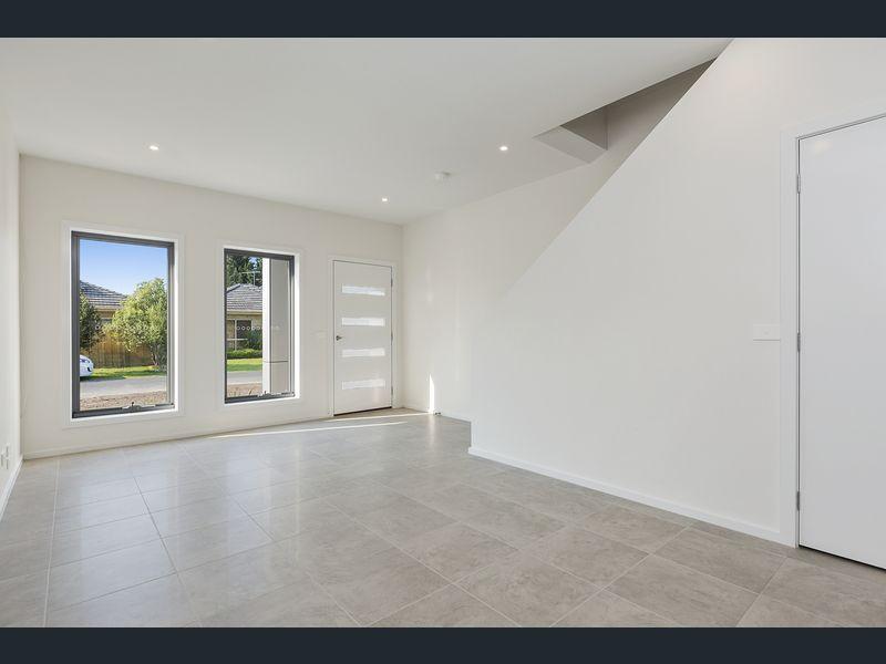 Townhouse for Rent: Rosebud West, VIC 3940, VIC, 3940