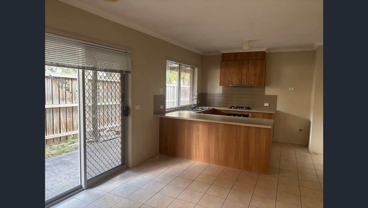 NEAT AND COSY 3 BEDROOM