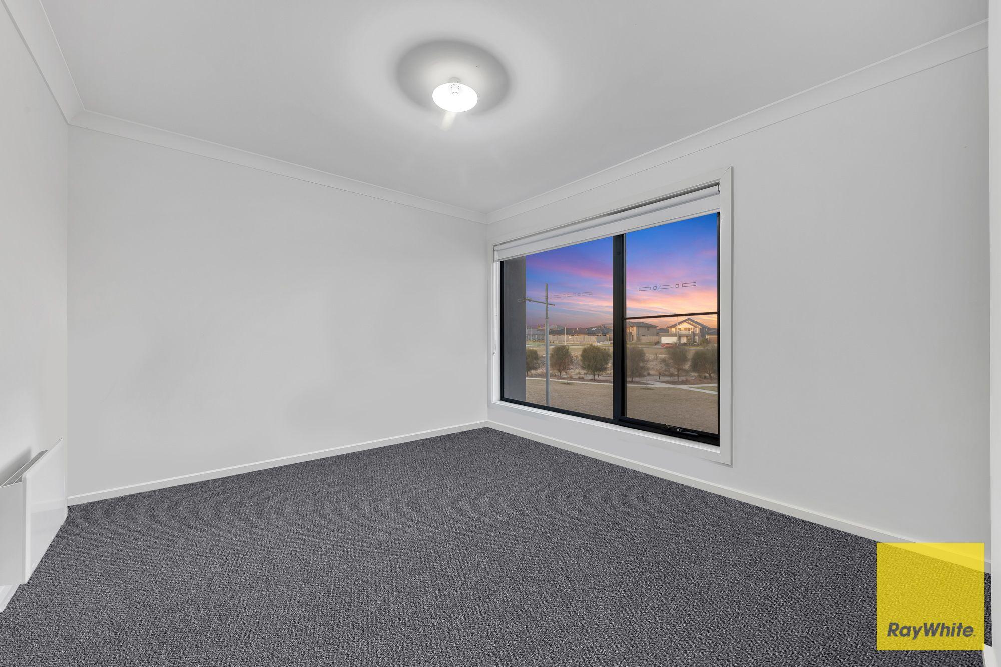 Effortless Living with a Touch of Class - 9 Ogawa Walk, Tarneit