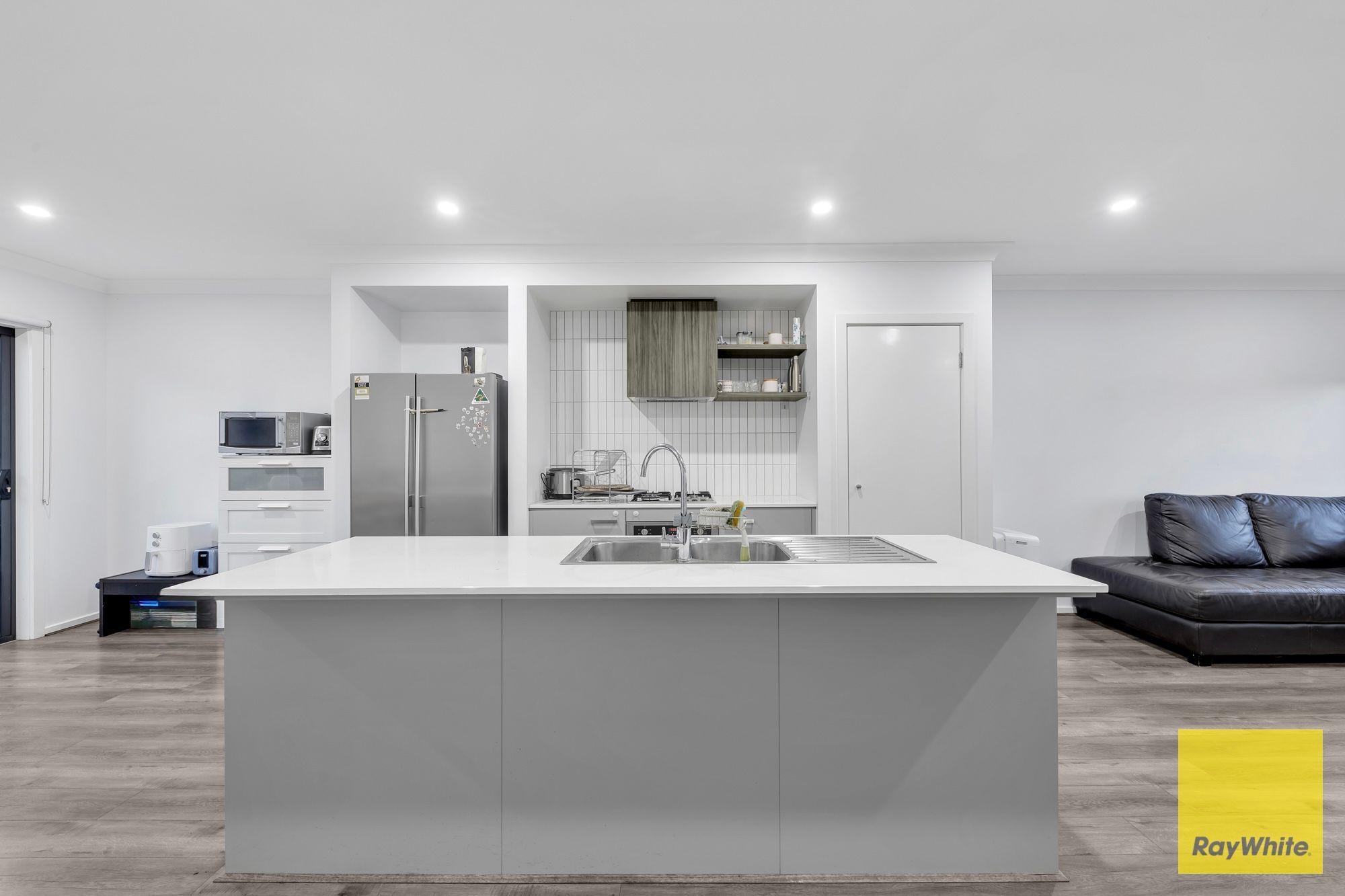 Effortless Living with a Touch of Class - 9 Ogawa Walk, Tarneit