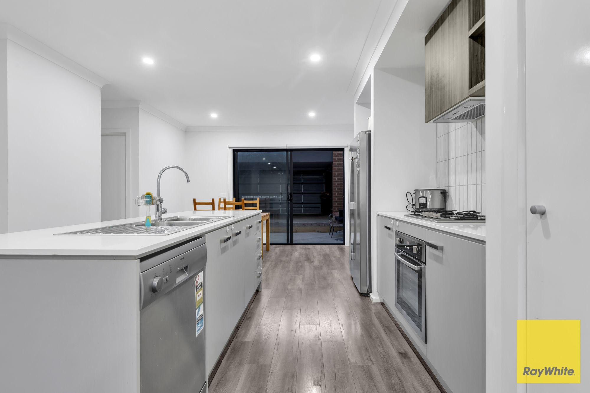 Effortless Living with a Touch of Class - 9 Ogawa Walk, Tarneit