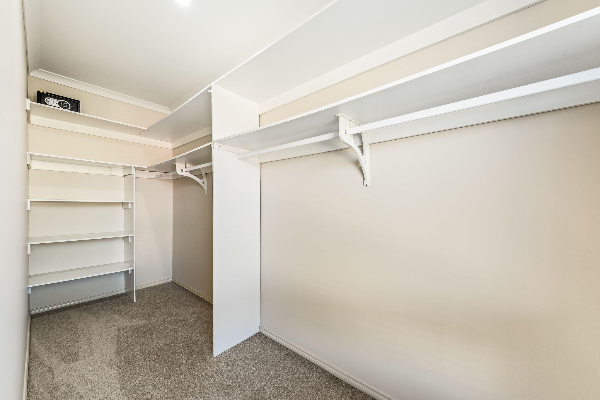 House for Rent: Cranbourne East, VIC 3977, VIC, 3977