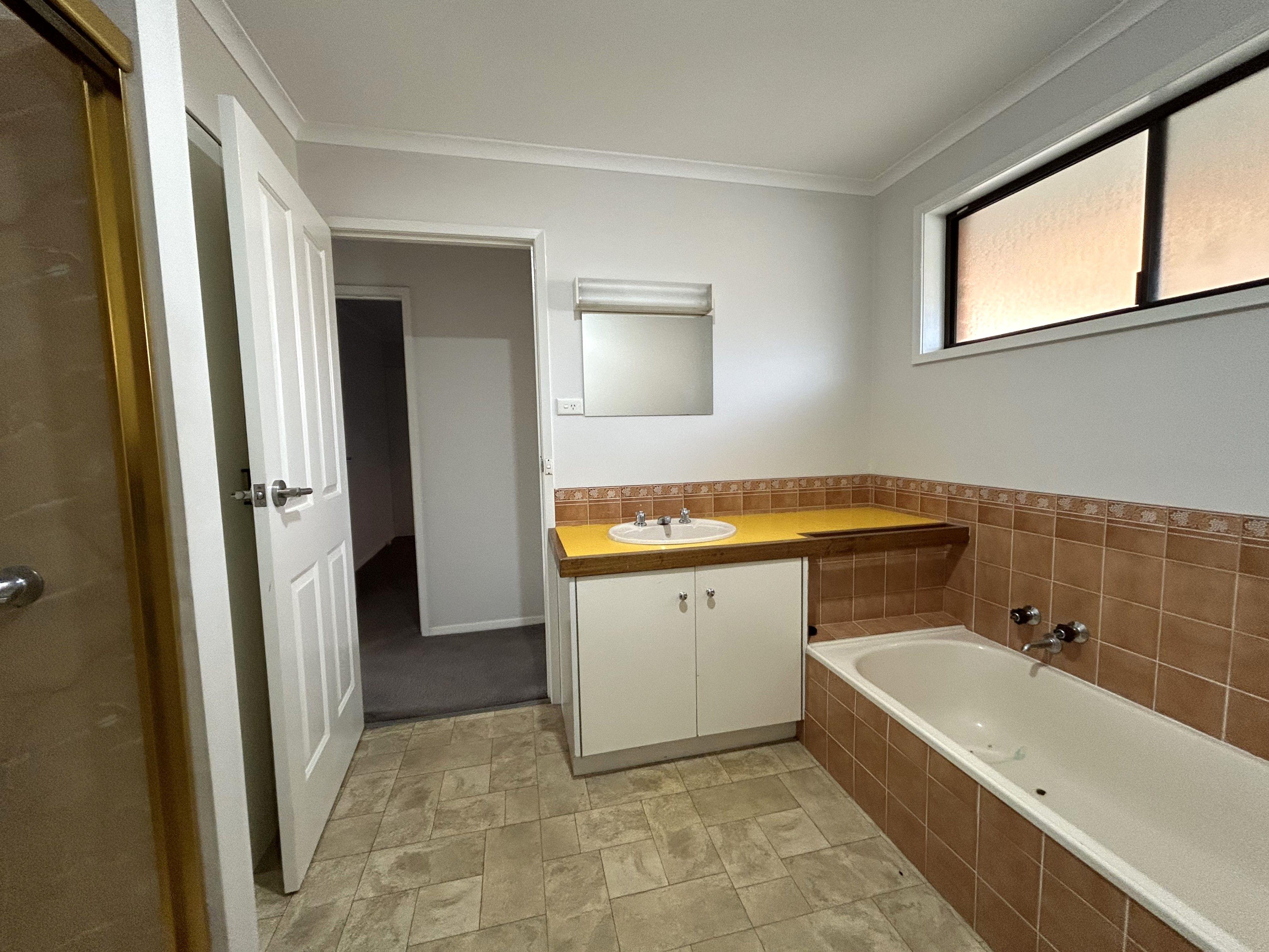 House for Rent: Warrnambool, VIC 3280, VIC, 3280