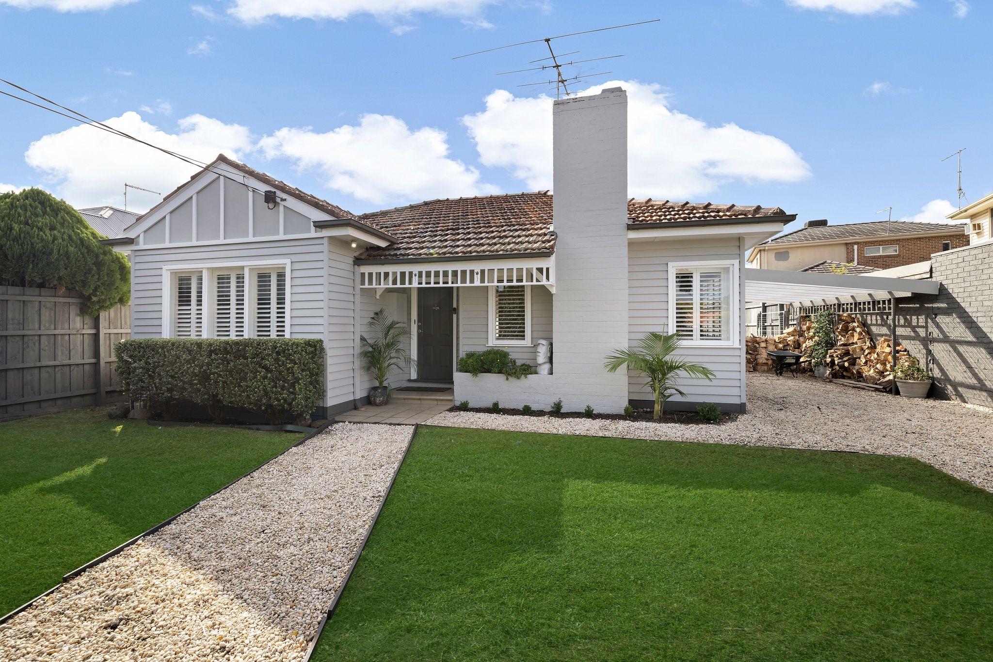 Prop-GPT: House: VIC Cheltenham, VIC 3192 Home For Rent