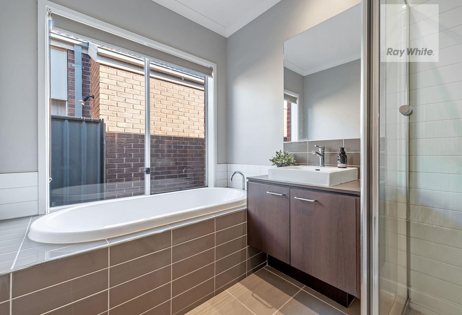 House for Rent: Craigieburn, VIC 3064, VIC, 3064