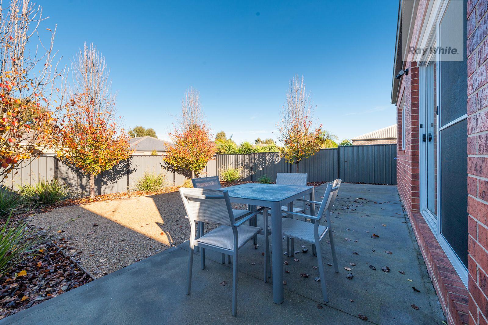 House for Rent: Craigieburn, VIC 3064, VIC, 3064