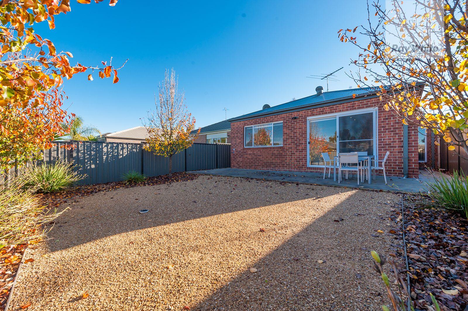 House for Rent: Craigieburn, VIC 3064, VIC, 3064