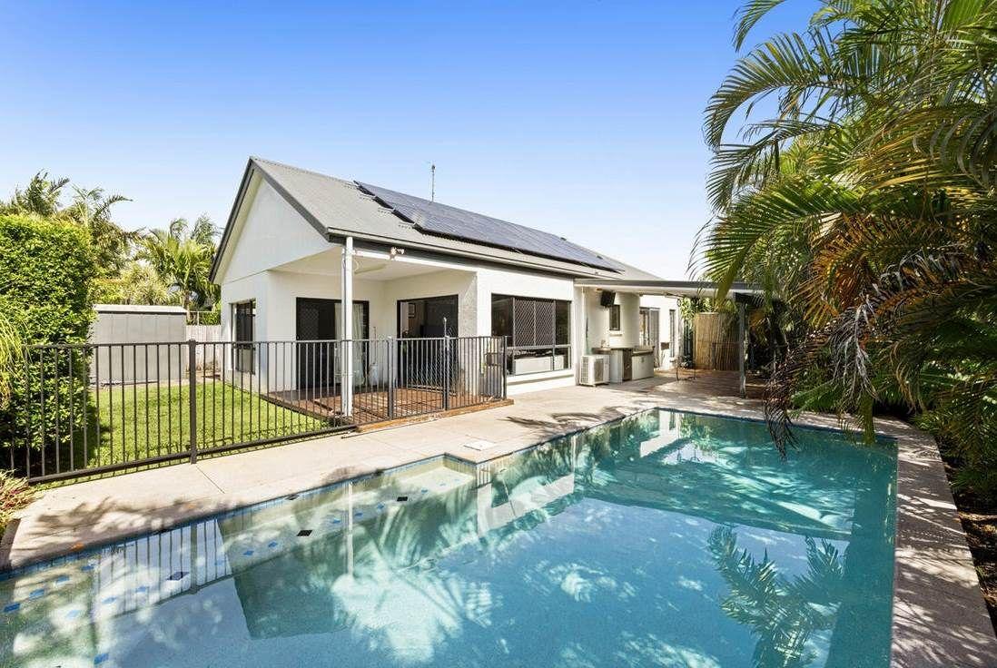 Prop-GPT: House: QLD Caloundra West, QLD 4551 Home For Rent