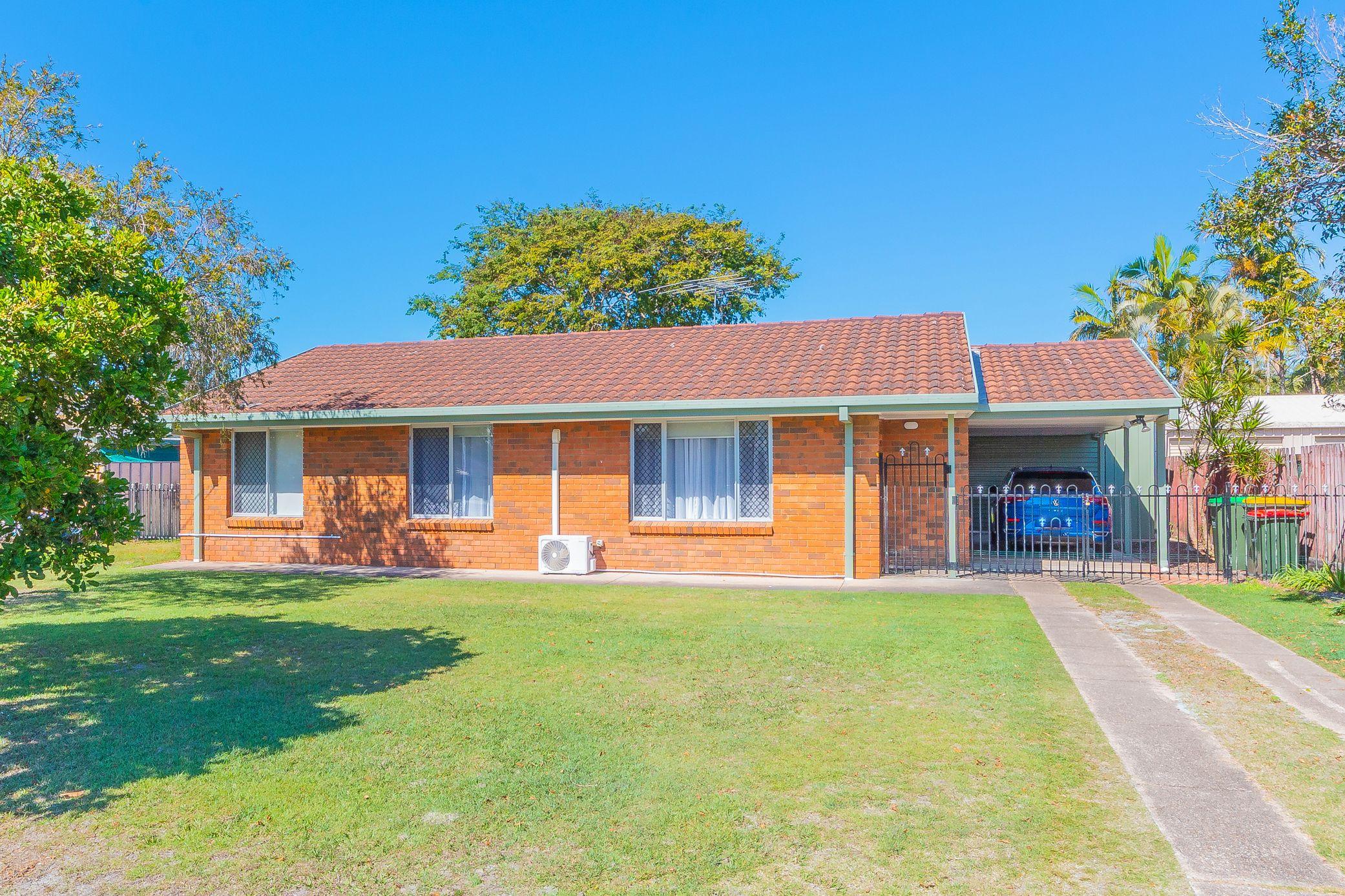 Prop-GPT: House: QLD Beachmere, QLD 4510 Home For Rent