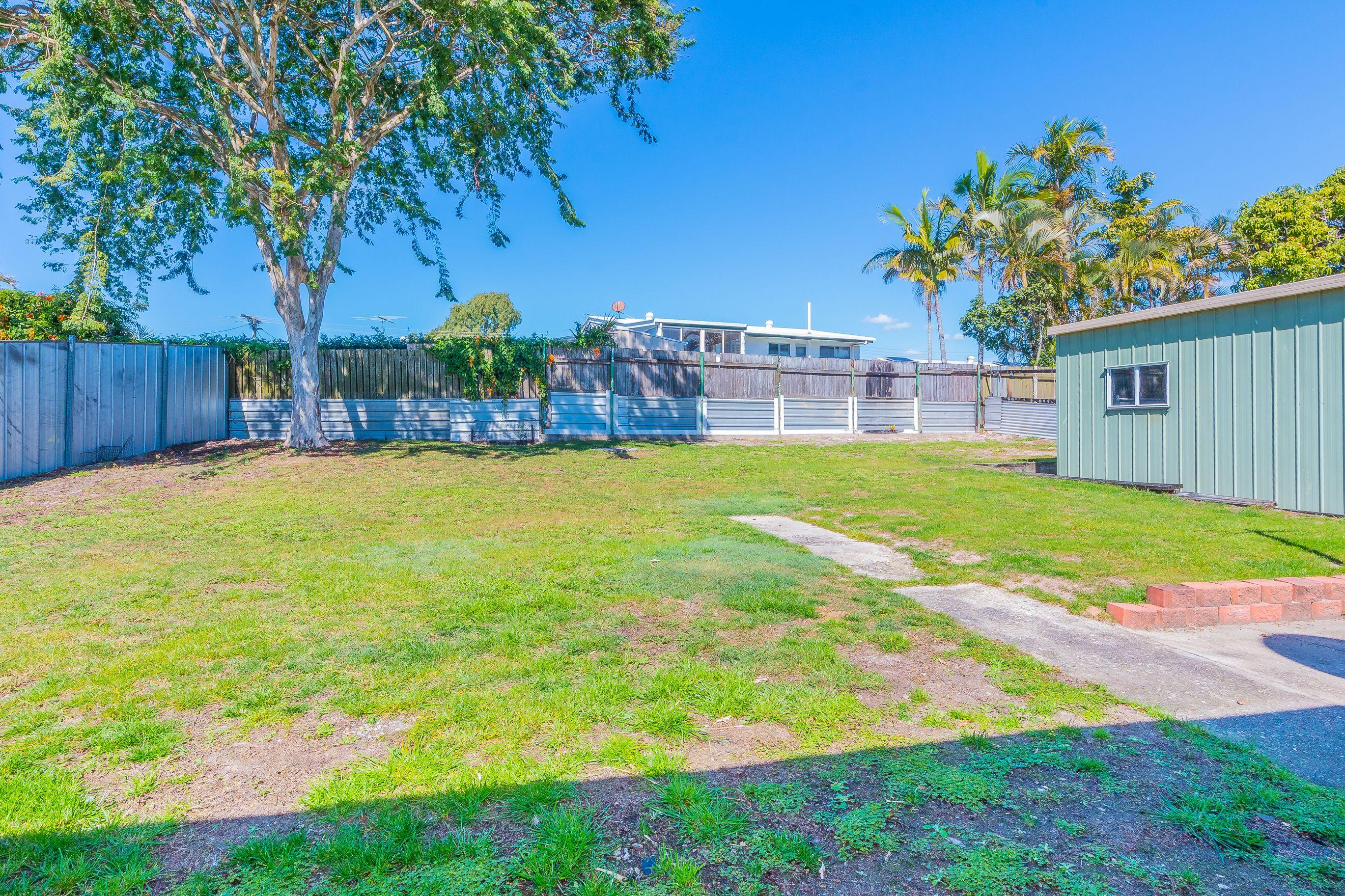Neat & Tidy 3 Bedroom Home with Large Shed