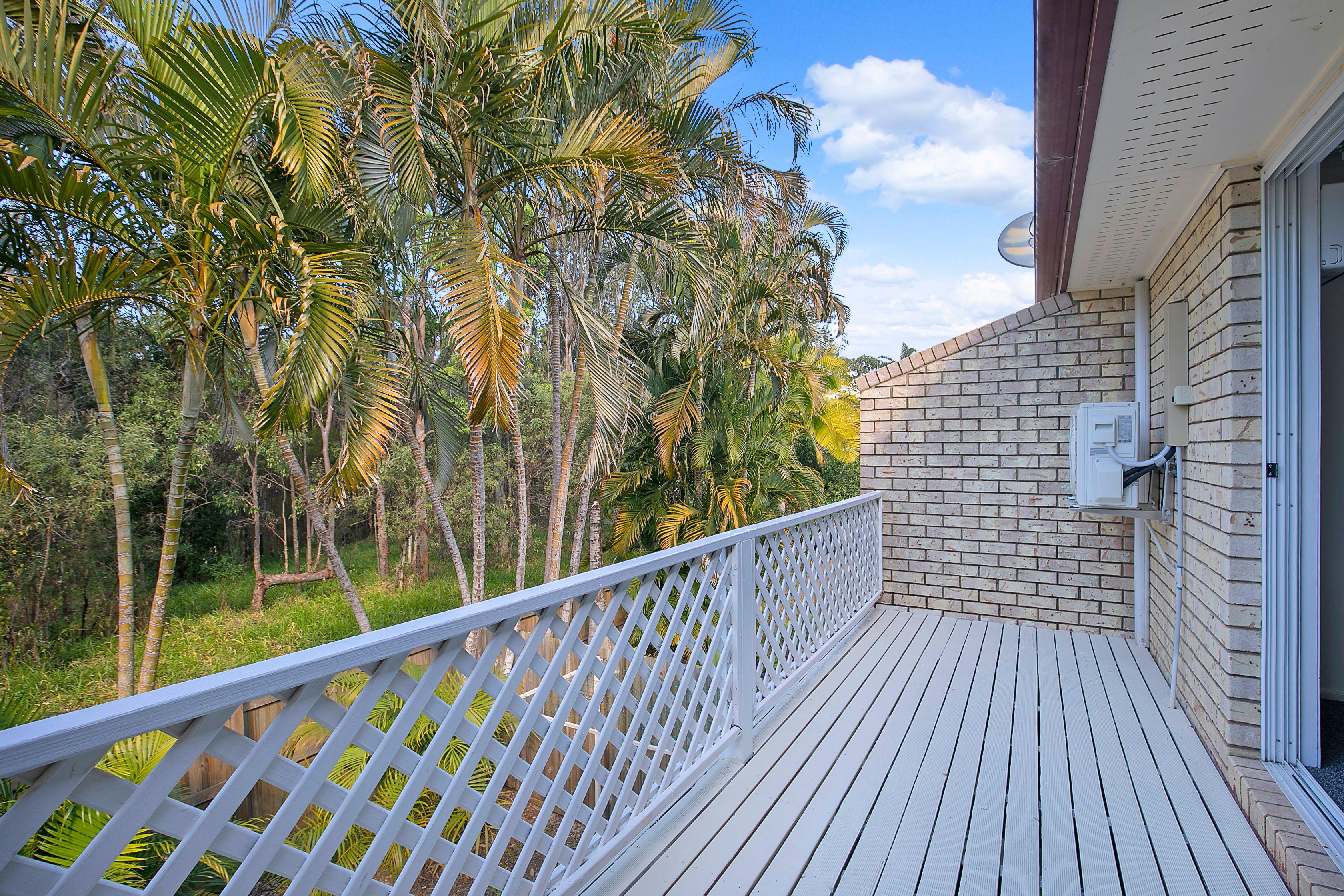 Expansive Townhouse Offering the Ultimate in Lifestyle & Convenience