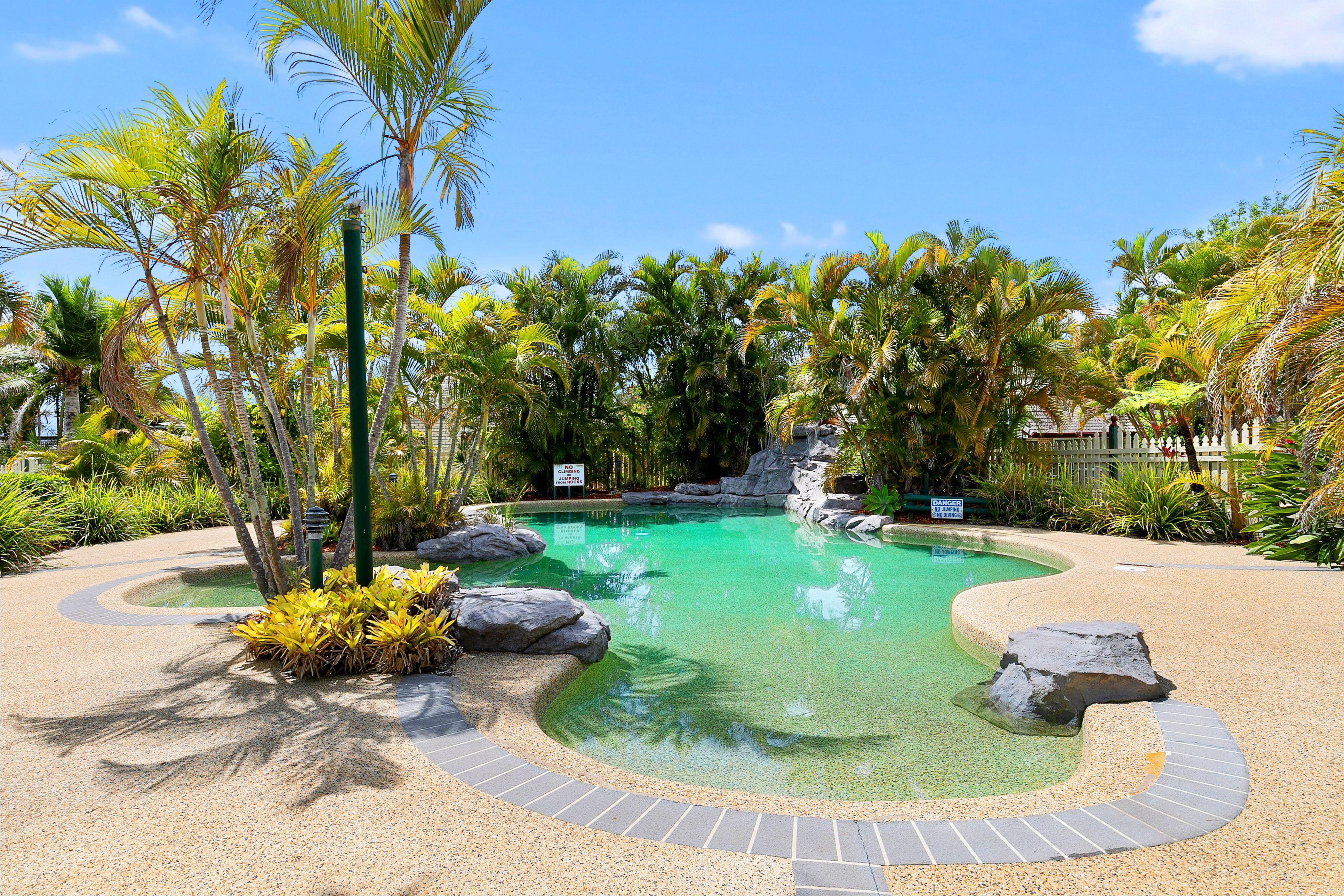 Expansive Townhouse Offering the Ultimate in Lifestyle & Convenience