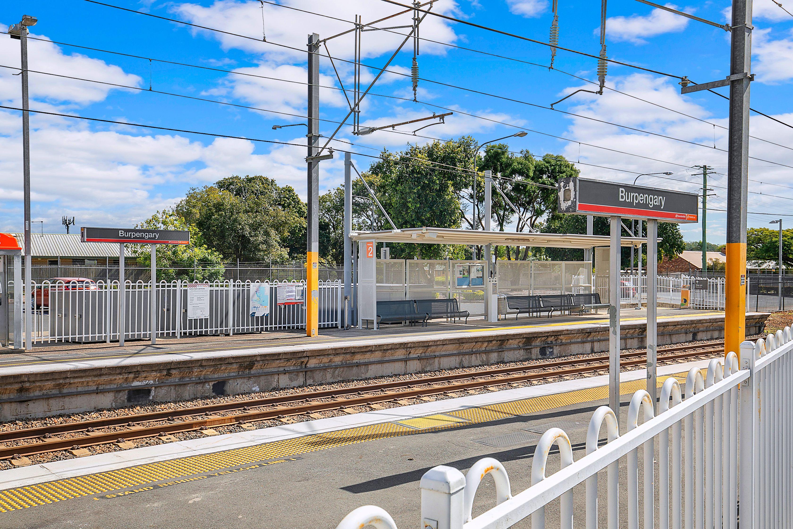 Expansive Townhouse Offering the Ultimate in Lifestyle & Convenience