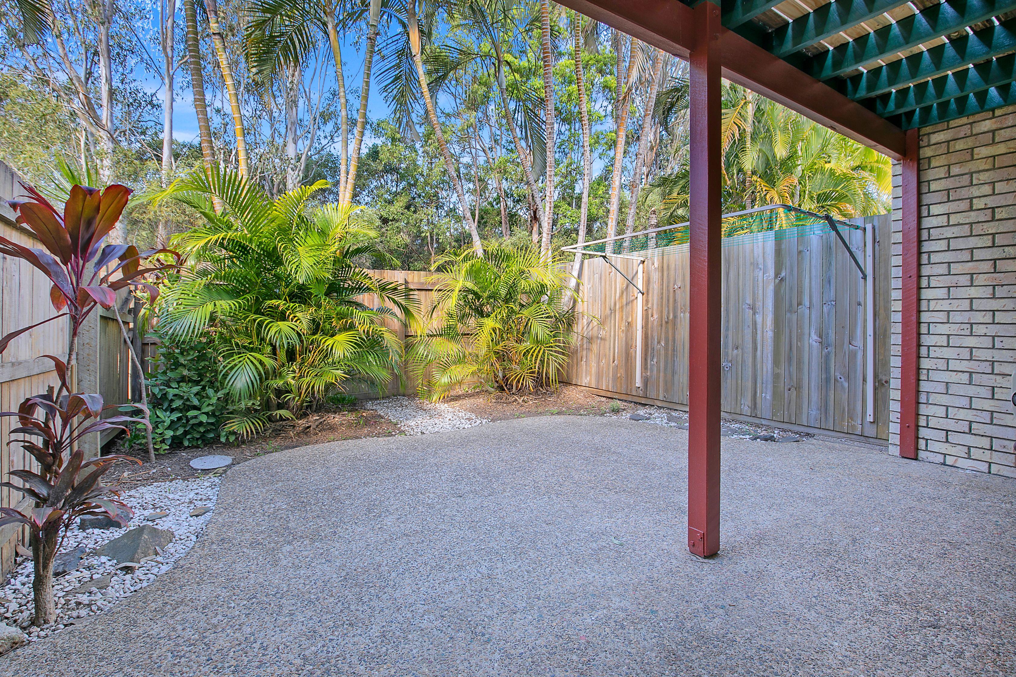 Expansive Townhouse Offering the Ultimate in Lifestyle & Convenience