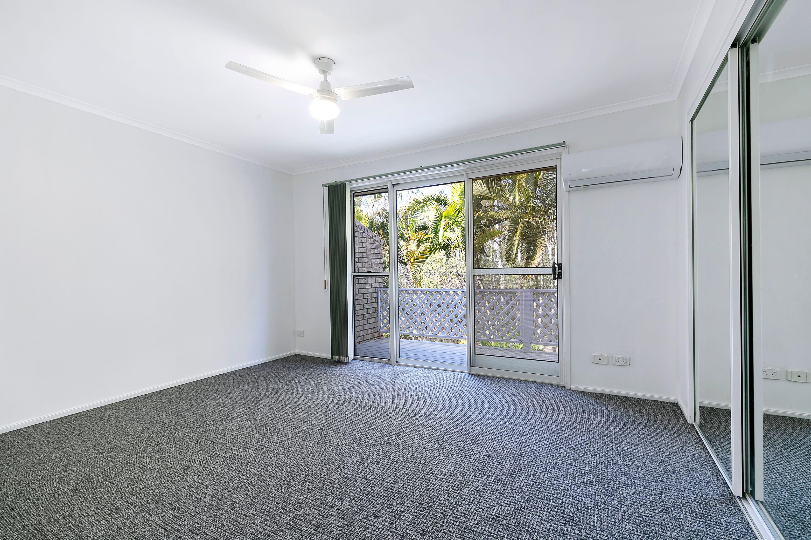 Expansive Townhouse Offering the Ultimate in Lifestyle & Convenience