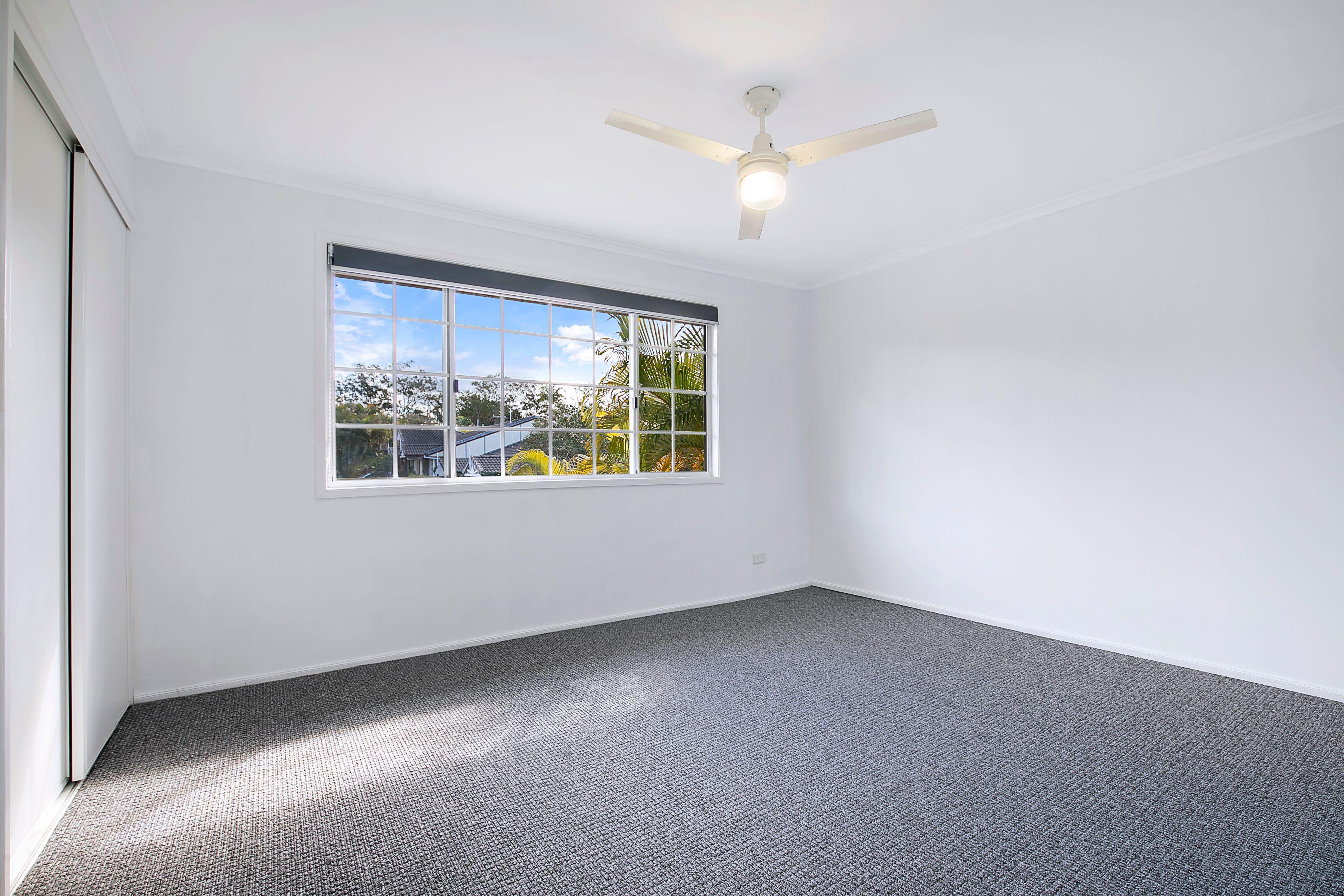 Expansive Townhouse Offering the Ultimate in Lifestyle & Convenience