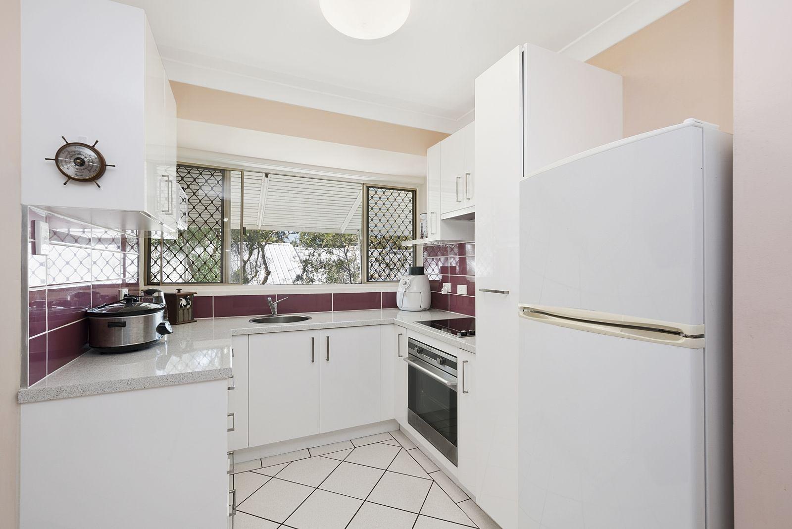 Unit for Rent: Woody Point, QLD 4019, QLD, 4019