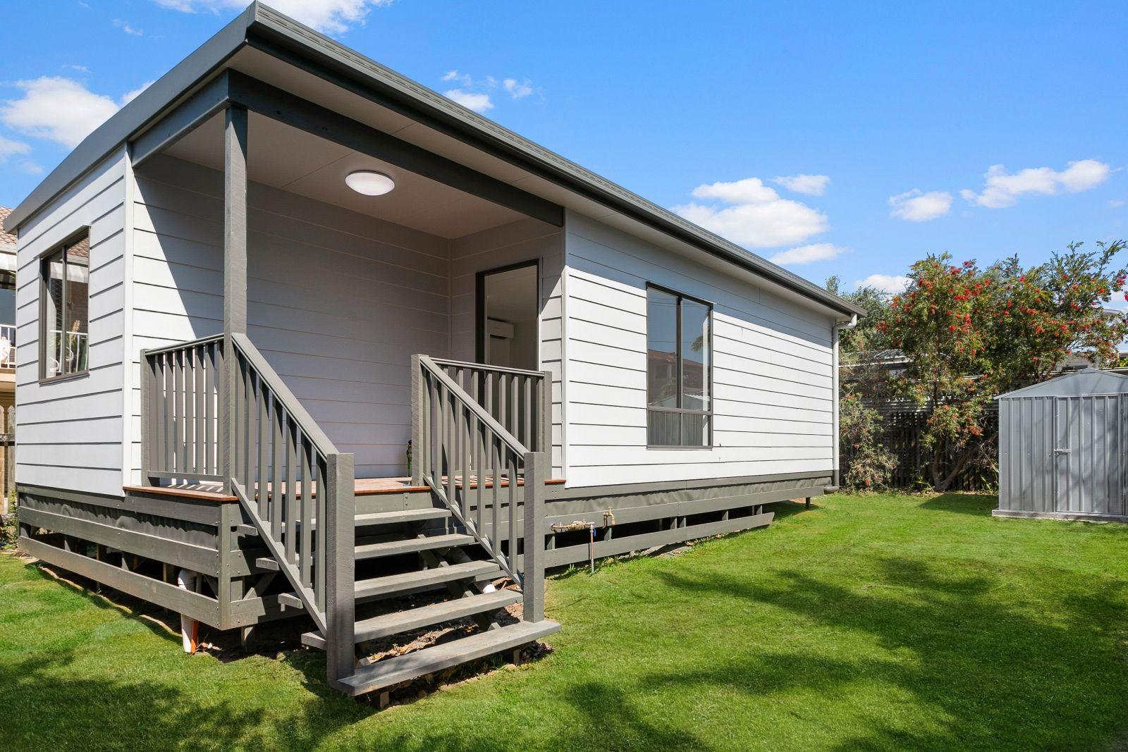 Prop-GPT: Unit: QLD Scarborough, QLD 4020 Home For Rent