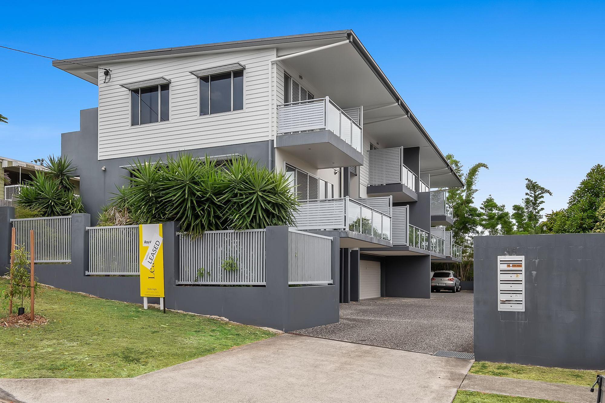 Prop-GPT: Townhouse: QLD Greenslopes, QLD 4120 Home For Rent