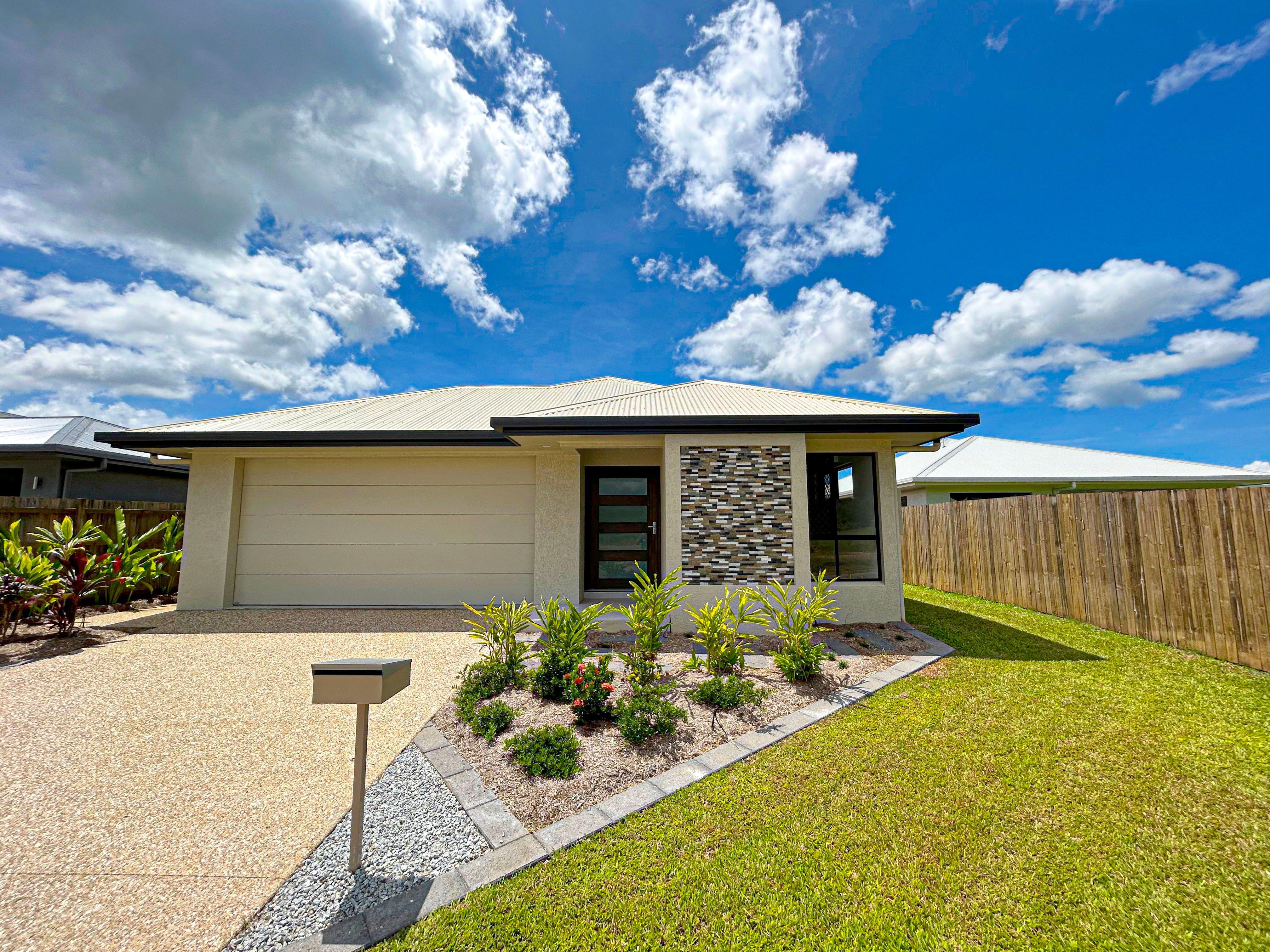 Prop-GPT: House: QLD Redlynch, QLD 4870 Home For Rent