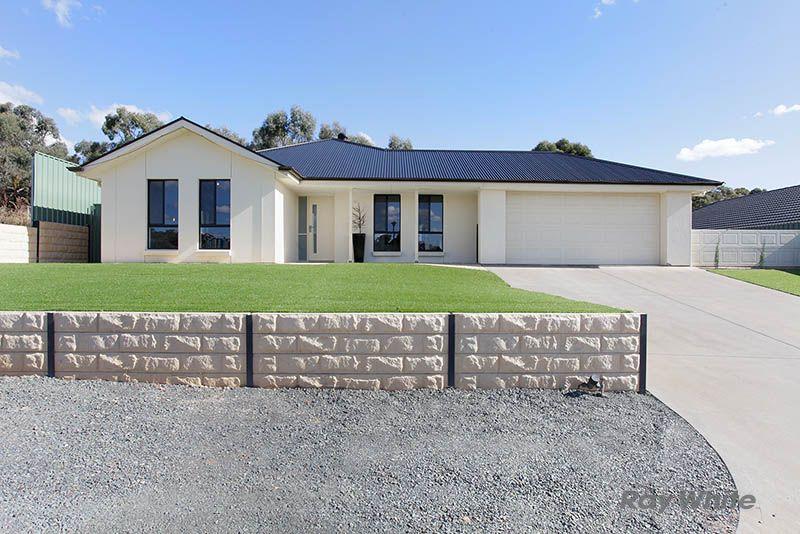 Prop-GPT: House: SA Clare, SA 5453 Home For Rent