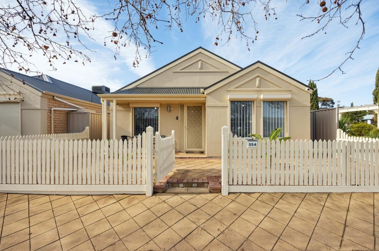 Prop-GPT: House: SA Seaford, SA 5169 Home For Rent