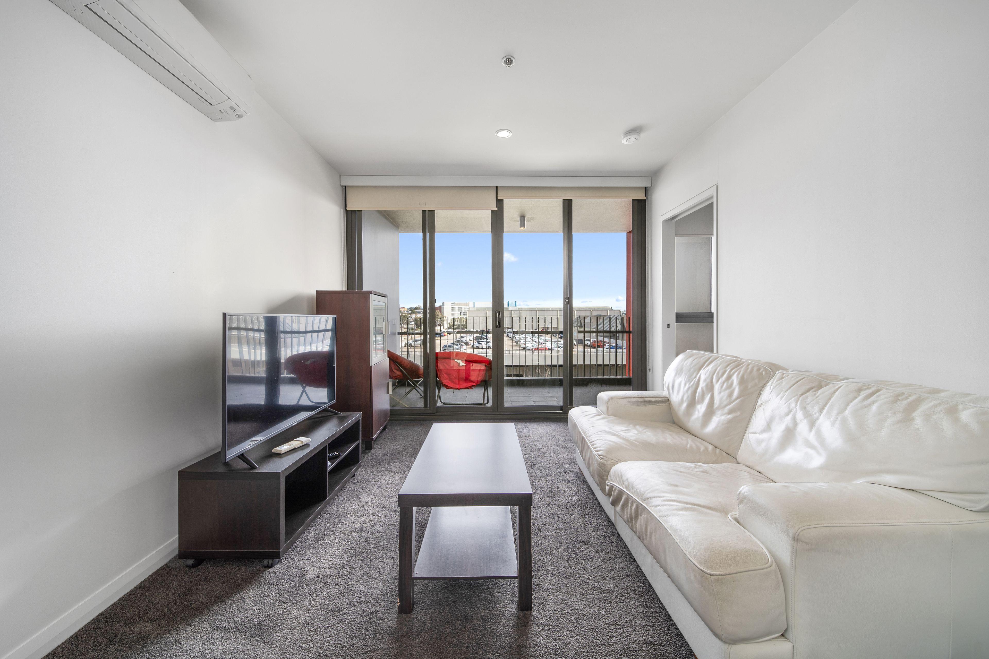 Apartment for Rent: Belconnen, ACT 2617, ACT, 2617