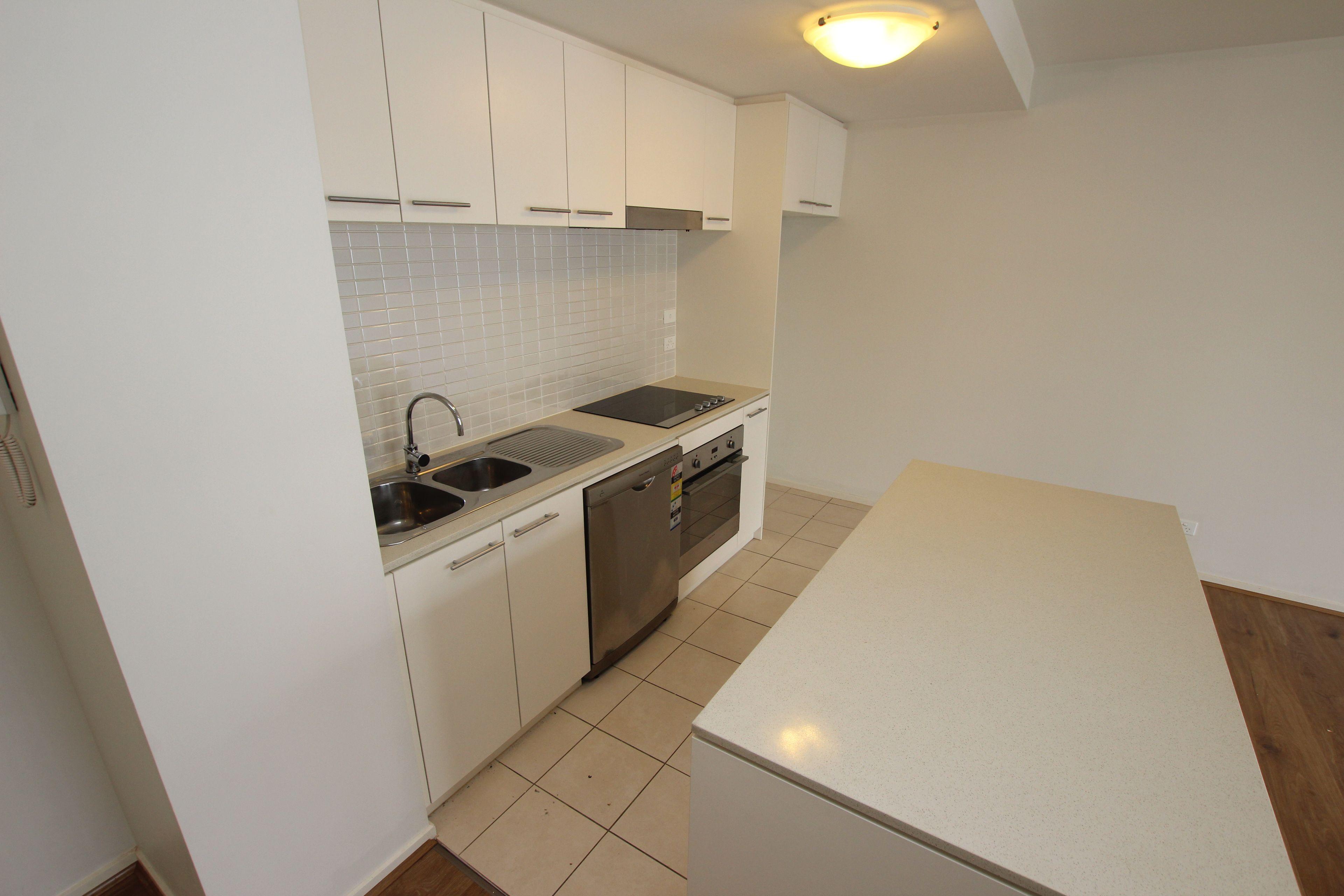 Apartment for Rent: Belconnen, ACT 2617, ACT, 2617