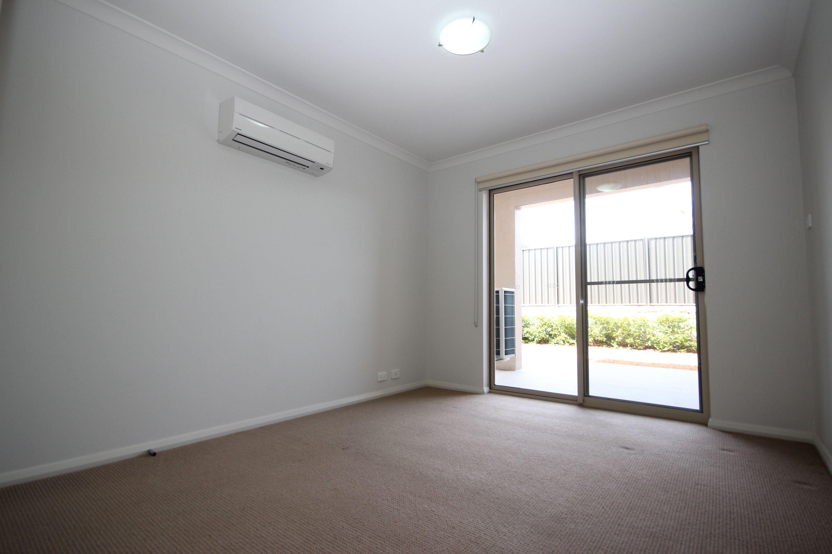 STYLISH APARTMENT, EXCELLENT LOCATION !