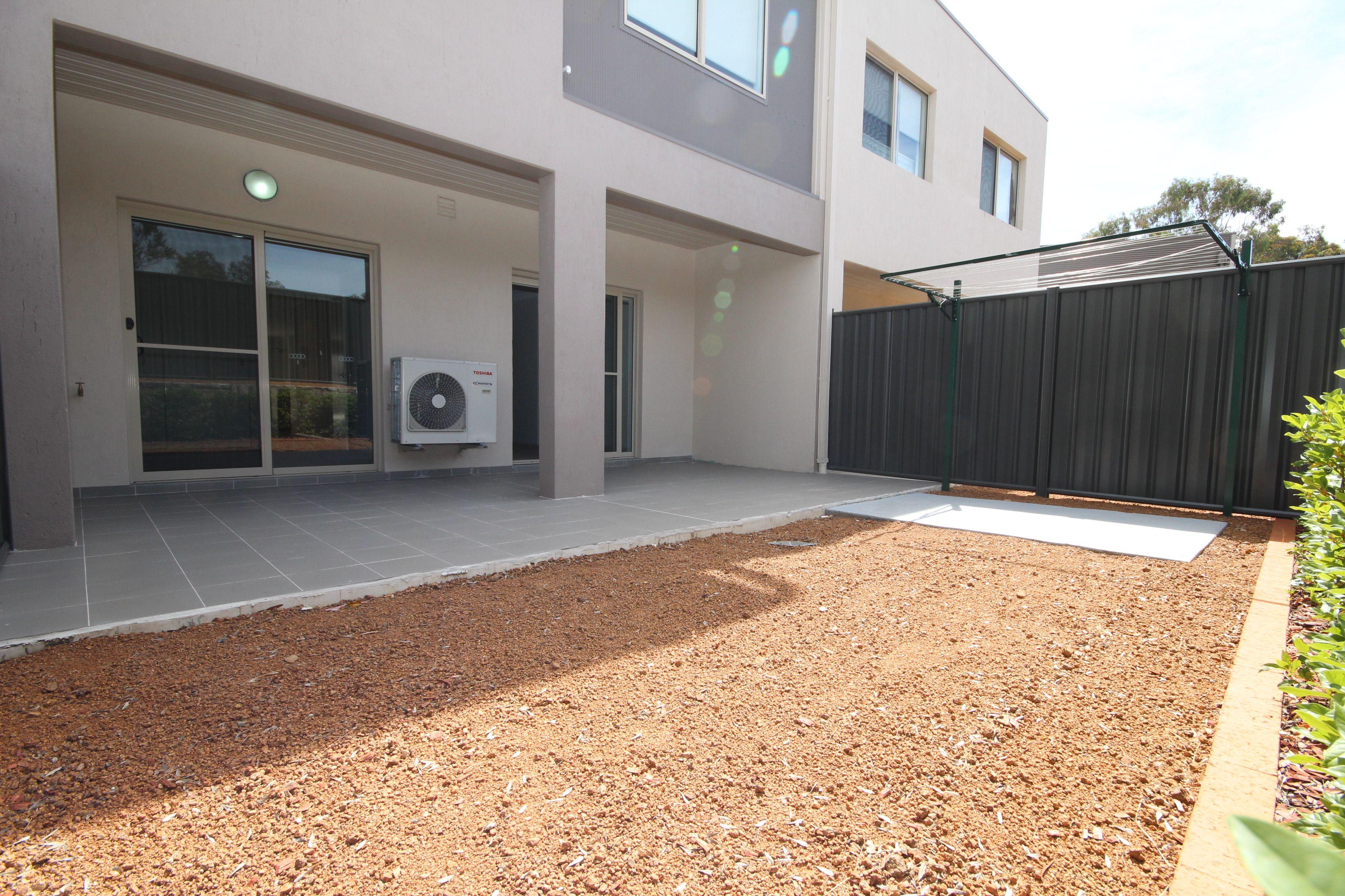 STYLISH APARTMENT, EXCELLENT LOCATION !