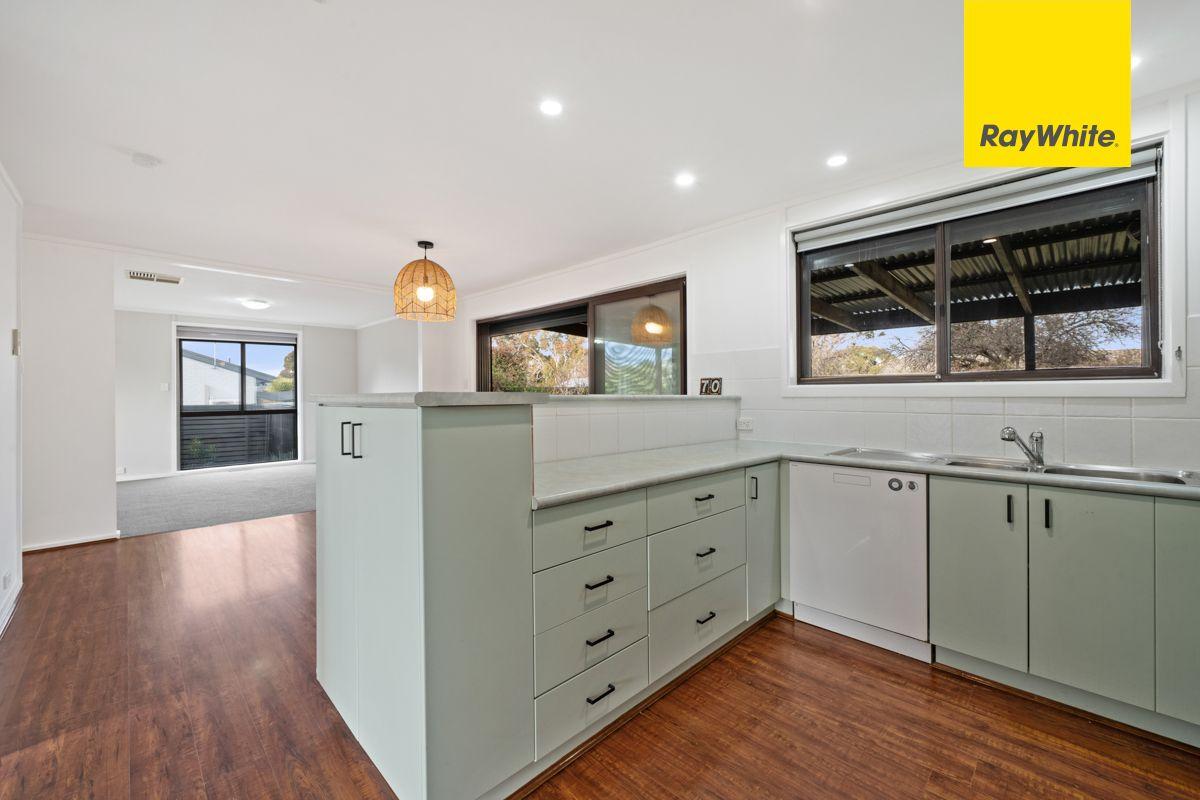 House for Rent: Kambah, ACT 2902, ACT, 2902