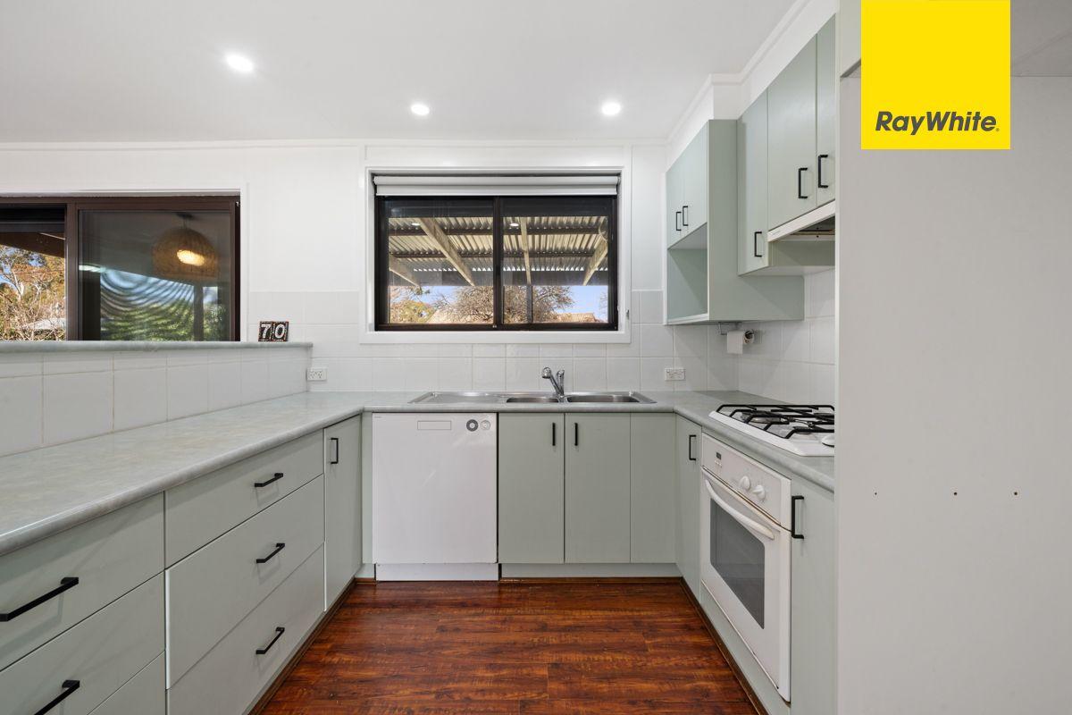 House for Rent: Kambah, ACT 2902, ACT, 2902