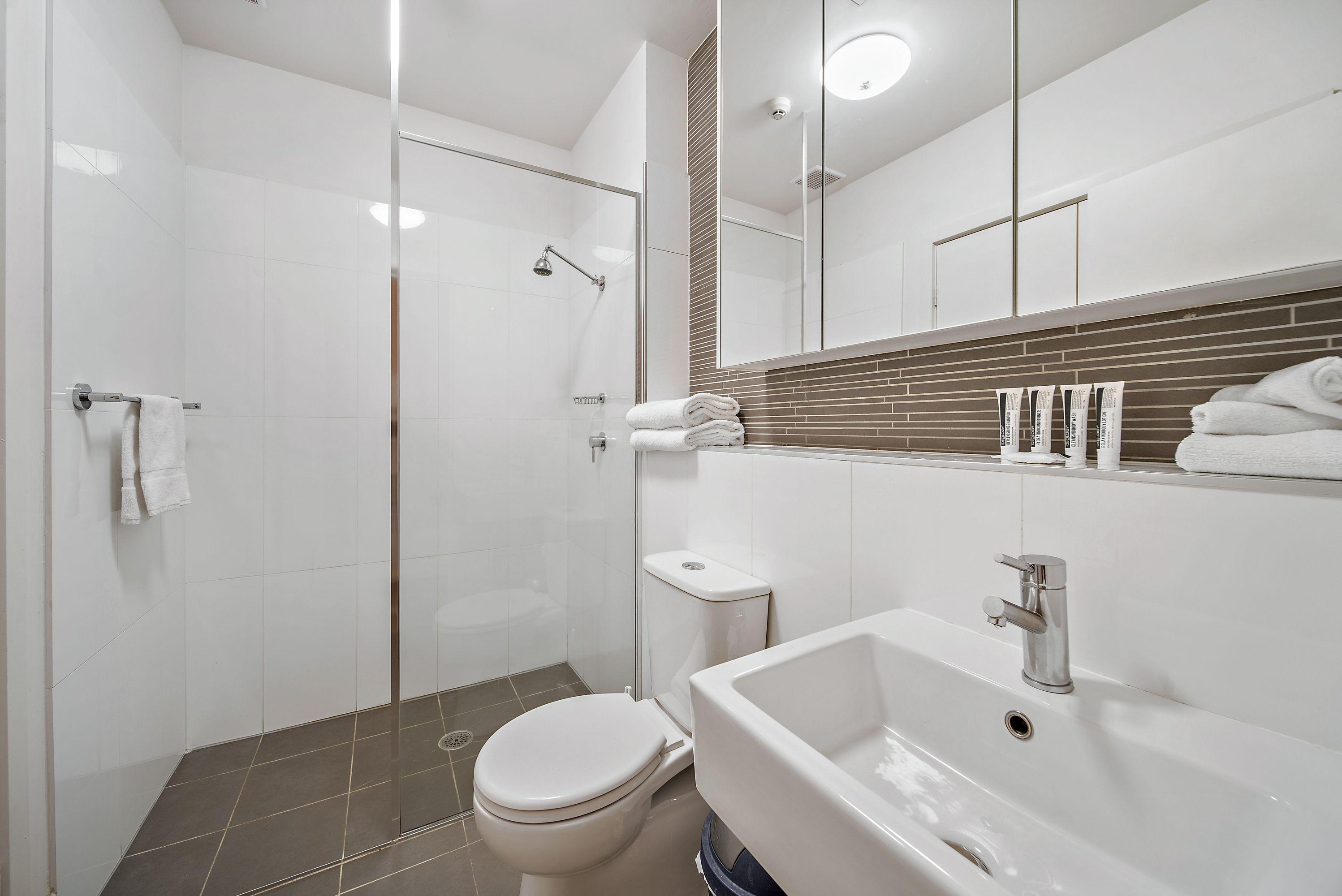 Apartment for Rent: Greenway, ACT 2900, ACT, 2900
