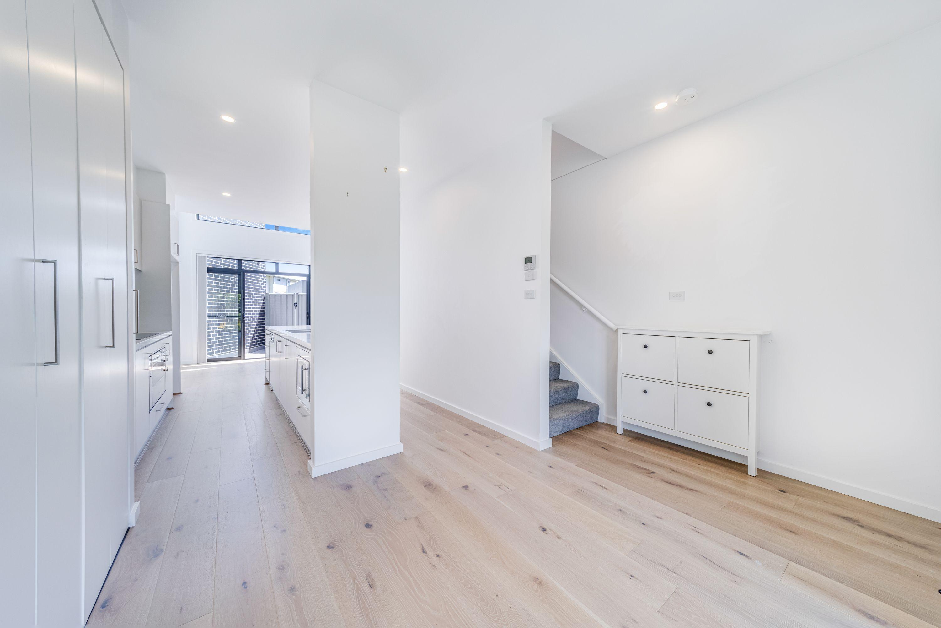 Townhouse for Rent: O'Connor, ACT 2602, ACT, 2602