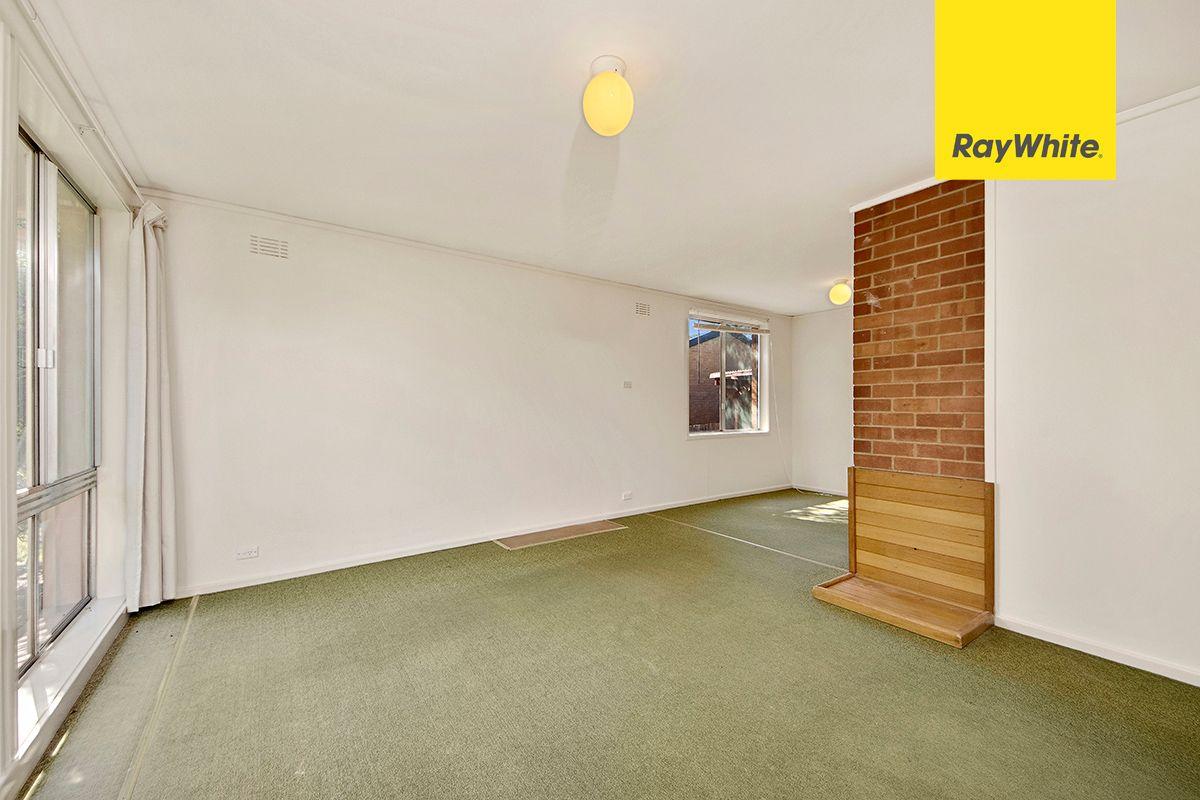 House for Rent: Macquarie, ACT 2614, ACT, 2614