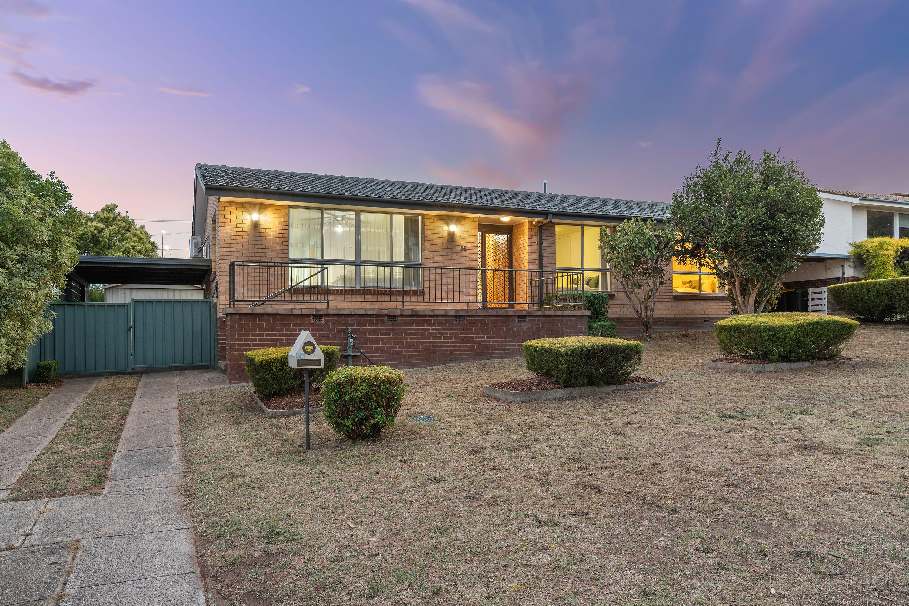 Prop-GPT: House: ACT Page, ACT 2614 Home For Rent